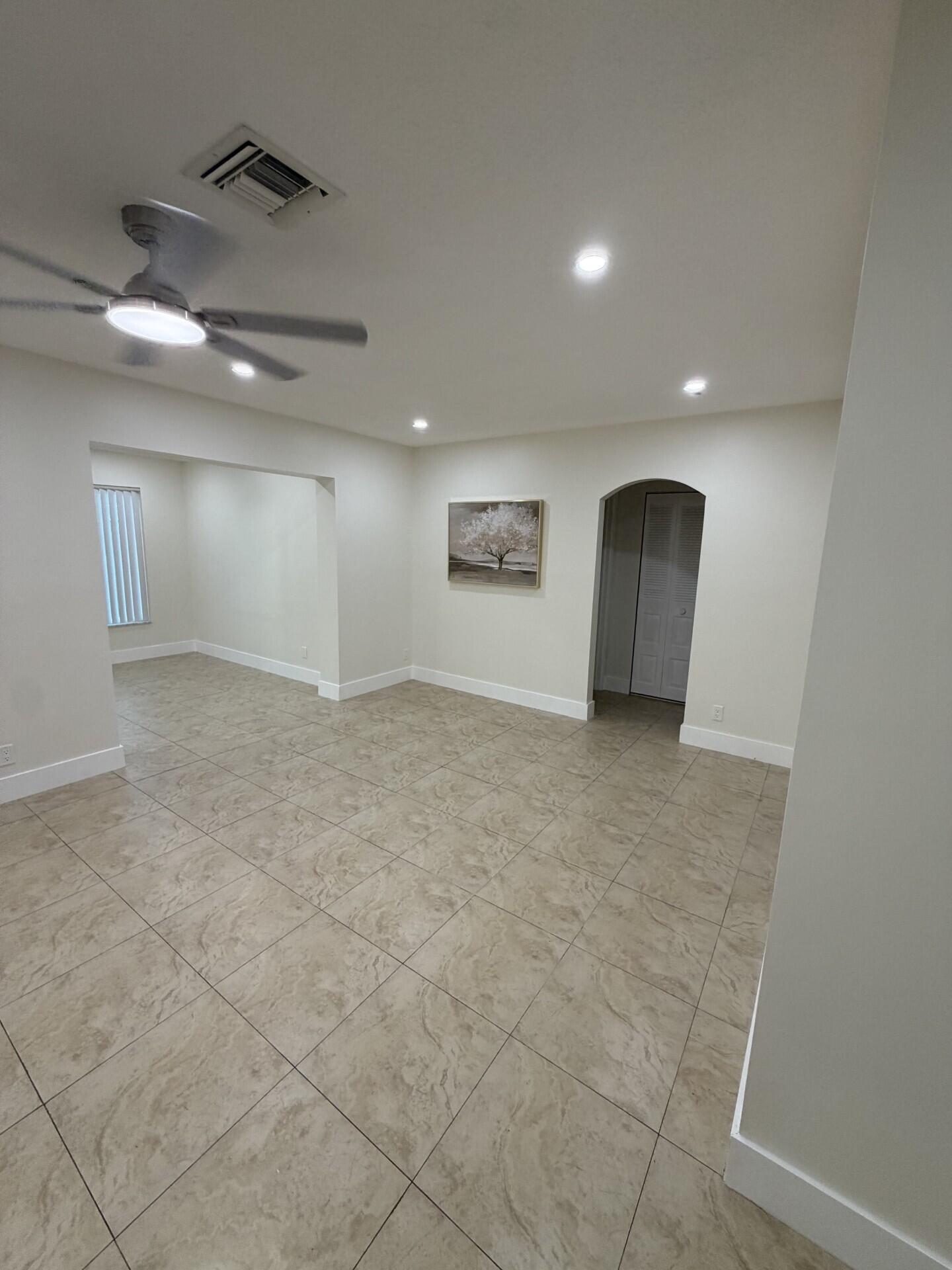 180 Sw 77th Avenue Property Photo 21
