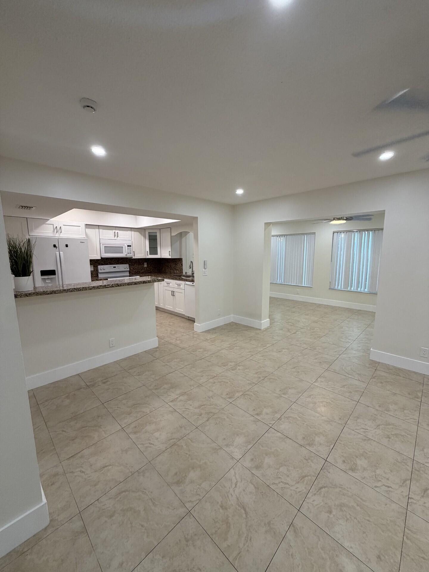 180 Sw 77th Avenue Property Photo 22