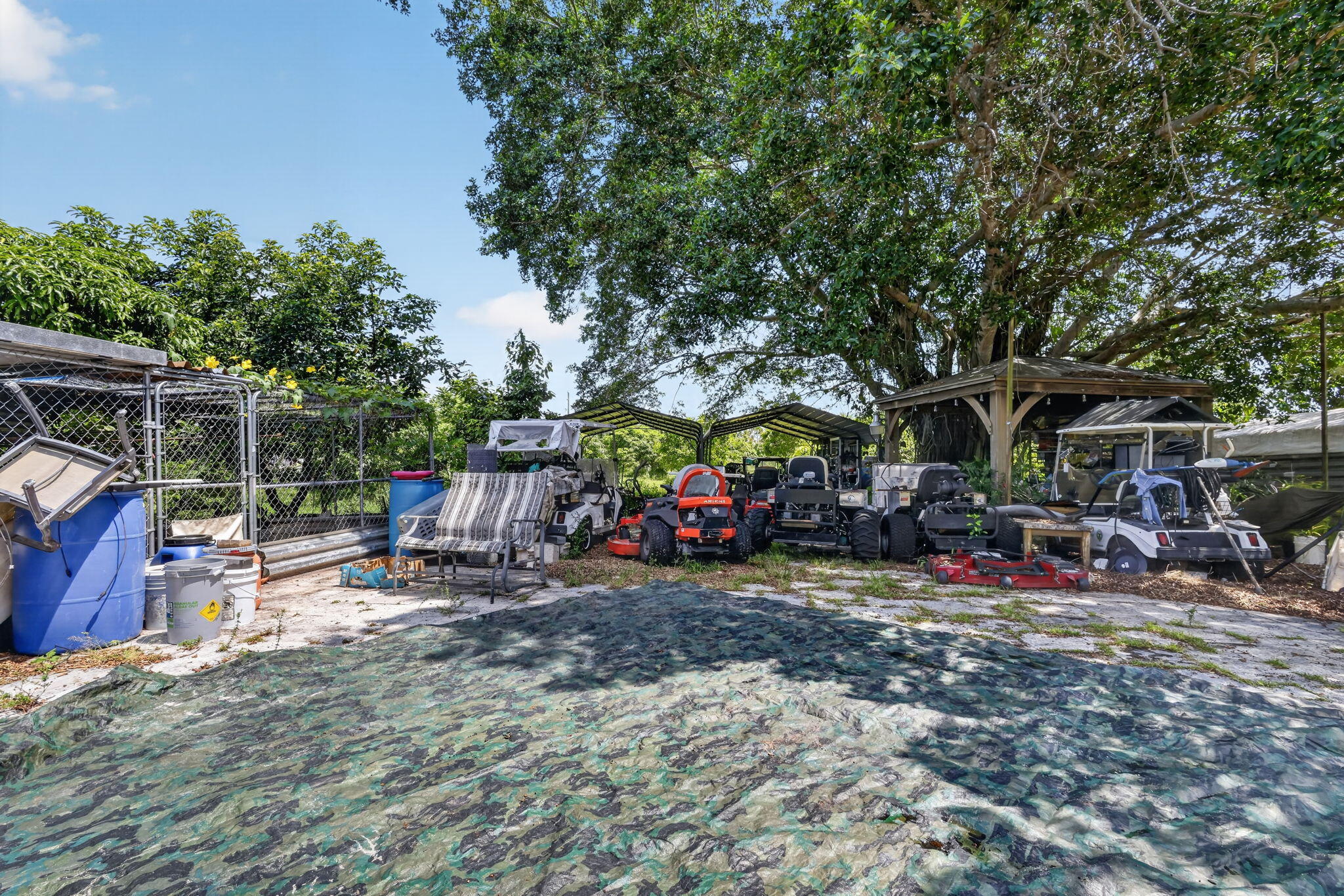 6022 Western Way Property Photo 15