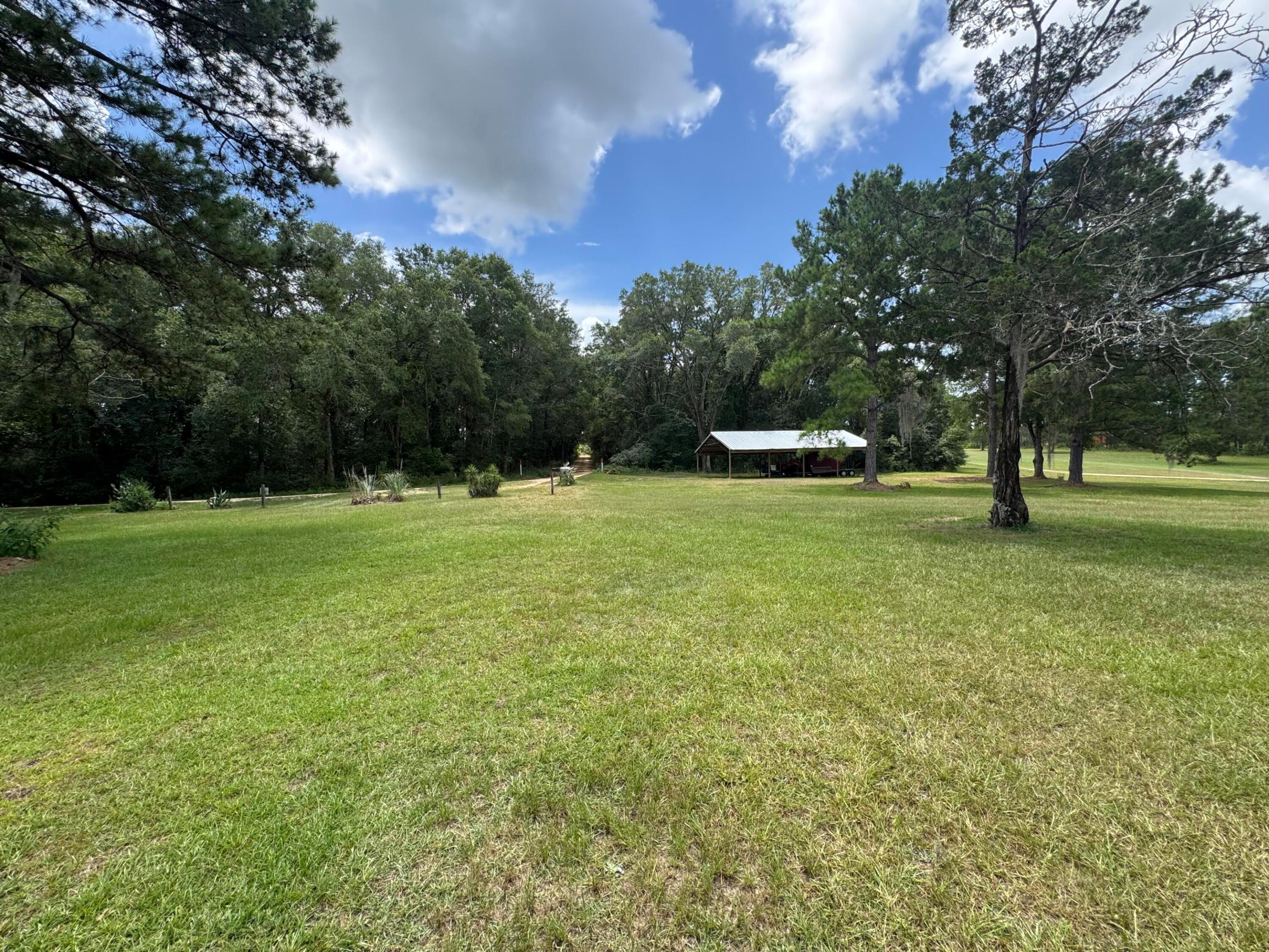 1900 Olive Lane Property Photo 4