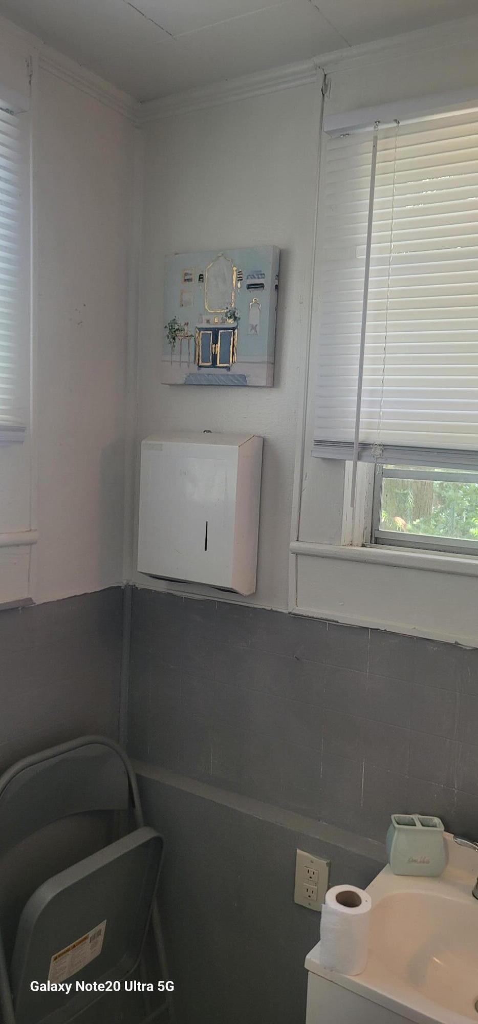 25 Madison Street Property Photo 9