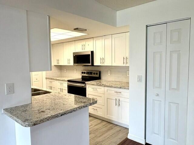 100 Crestwood Court N 108 Property Photo 6