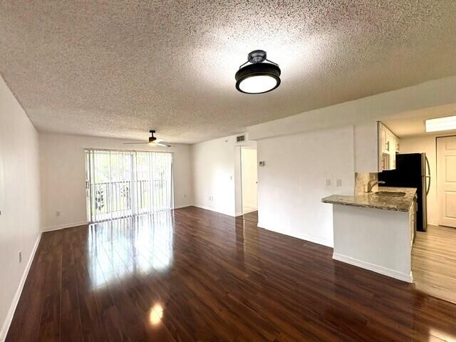 100 Crestwood Court N 108 Property Photo 25