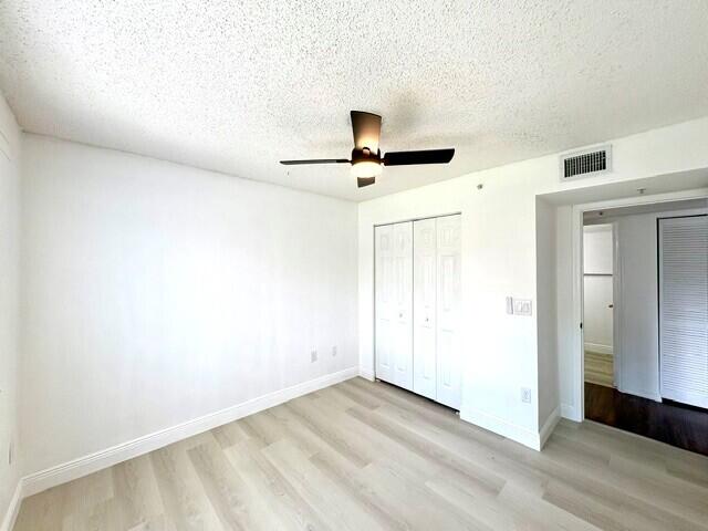 100 Crestwood Court N 108 Property Photo 31