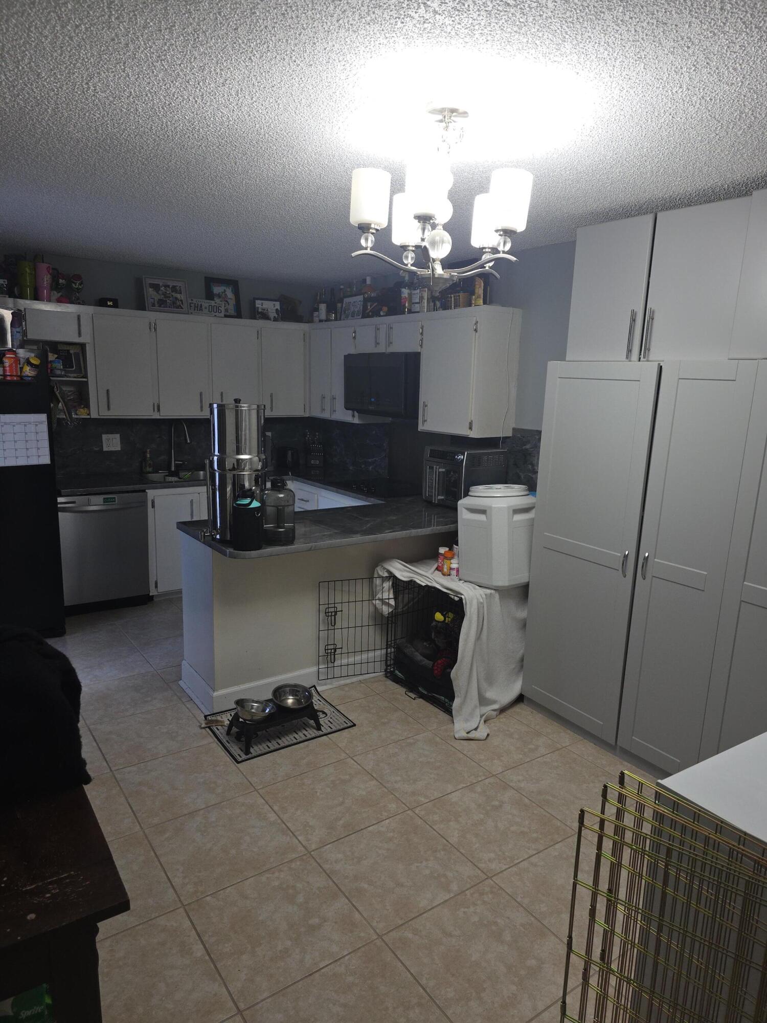 2164 White Pine Circle B Property Photo 8