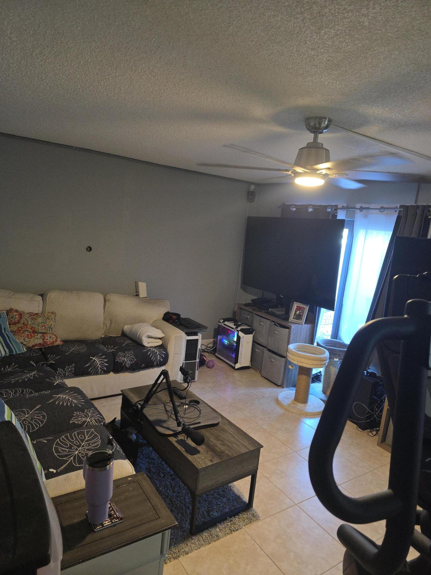 2164 White Pine Circle B Property Photo 15