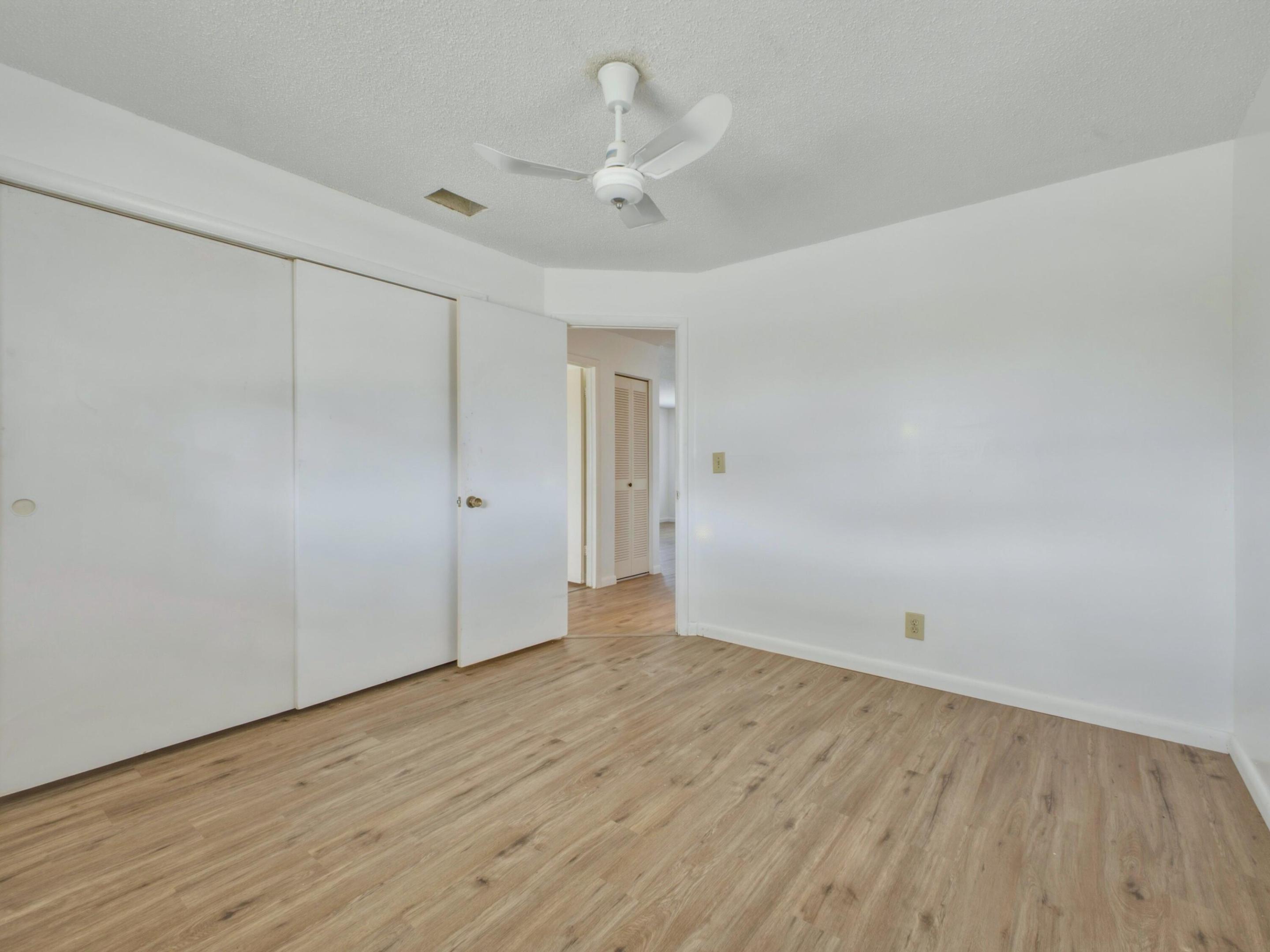1012 Sw 17th Street Property Photo 15