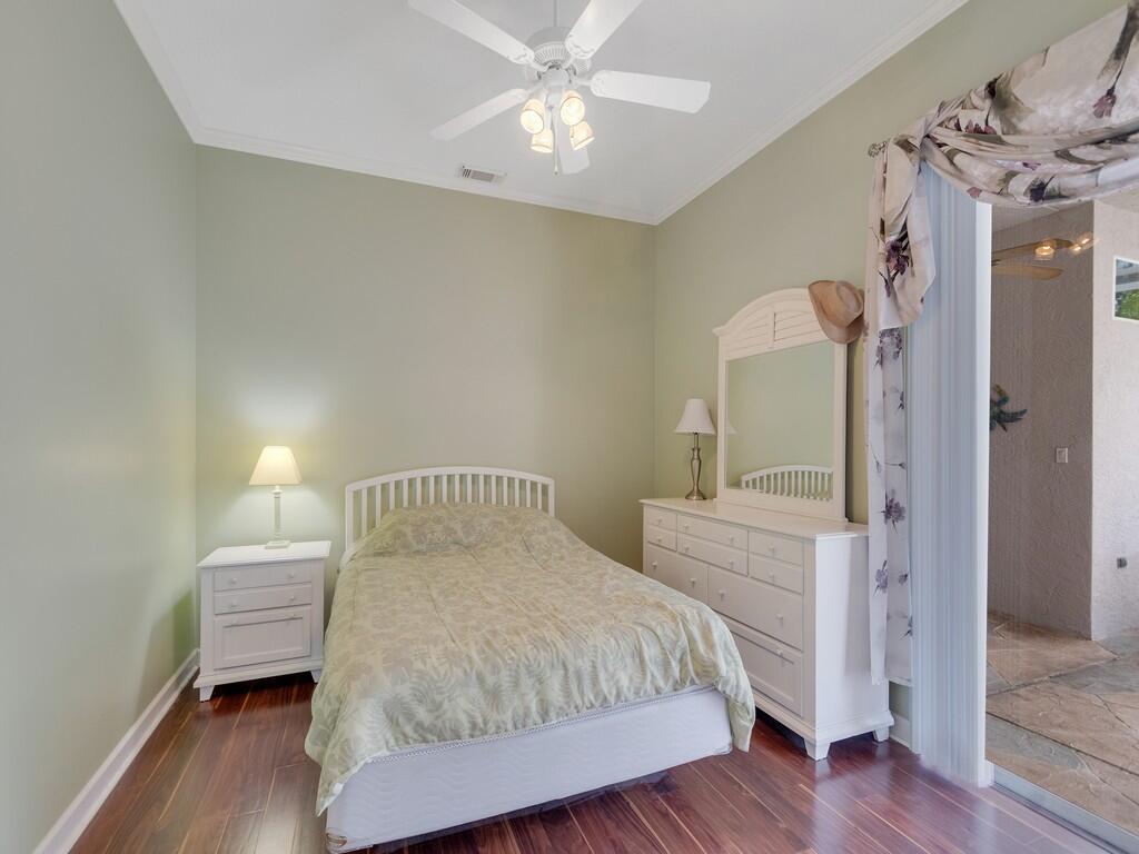 709 Sw Andros Cove Property Photo 20