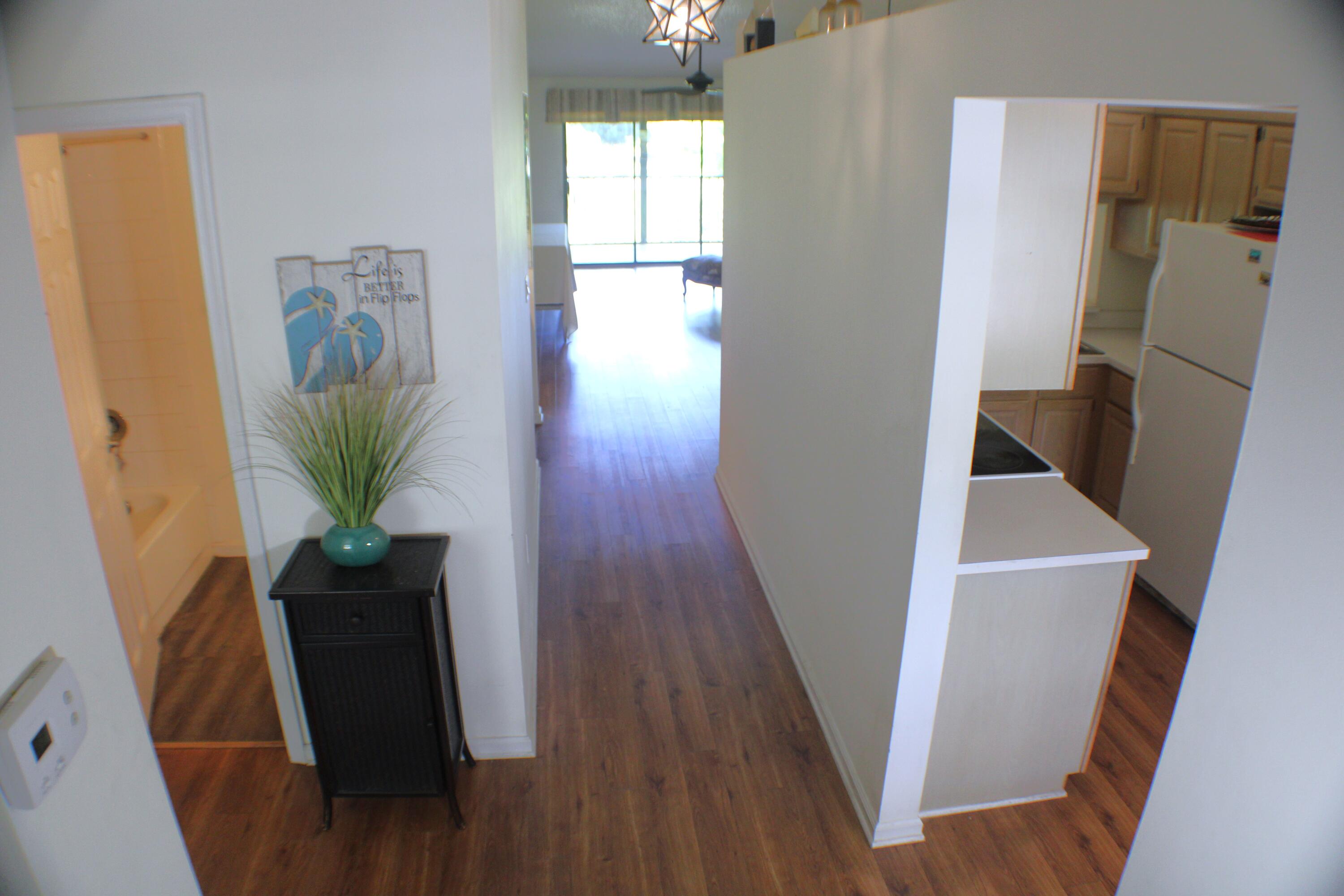 1082 Keystone Drive C Property Photo 3