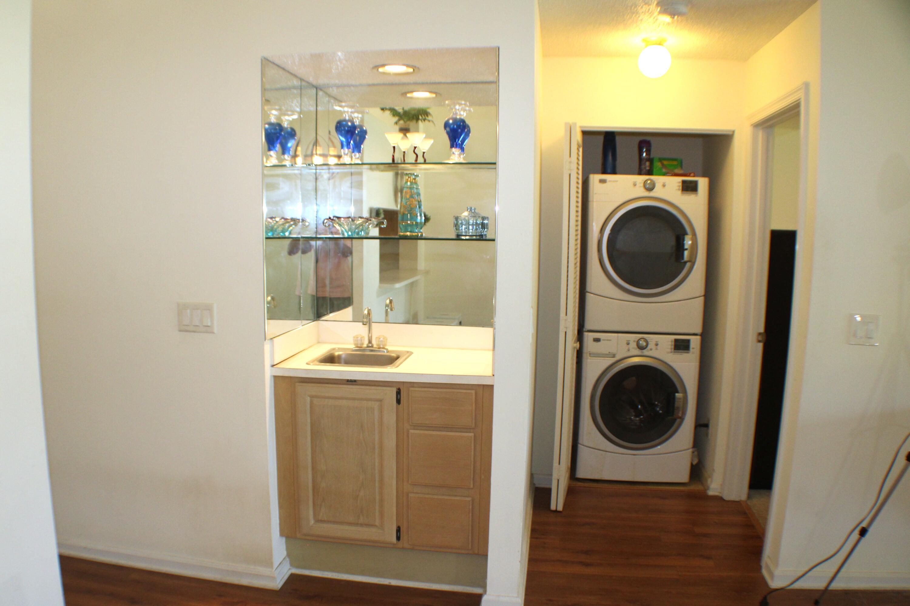 1082 Keystone Drive C Property Photo 8