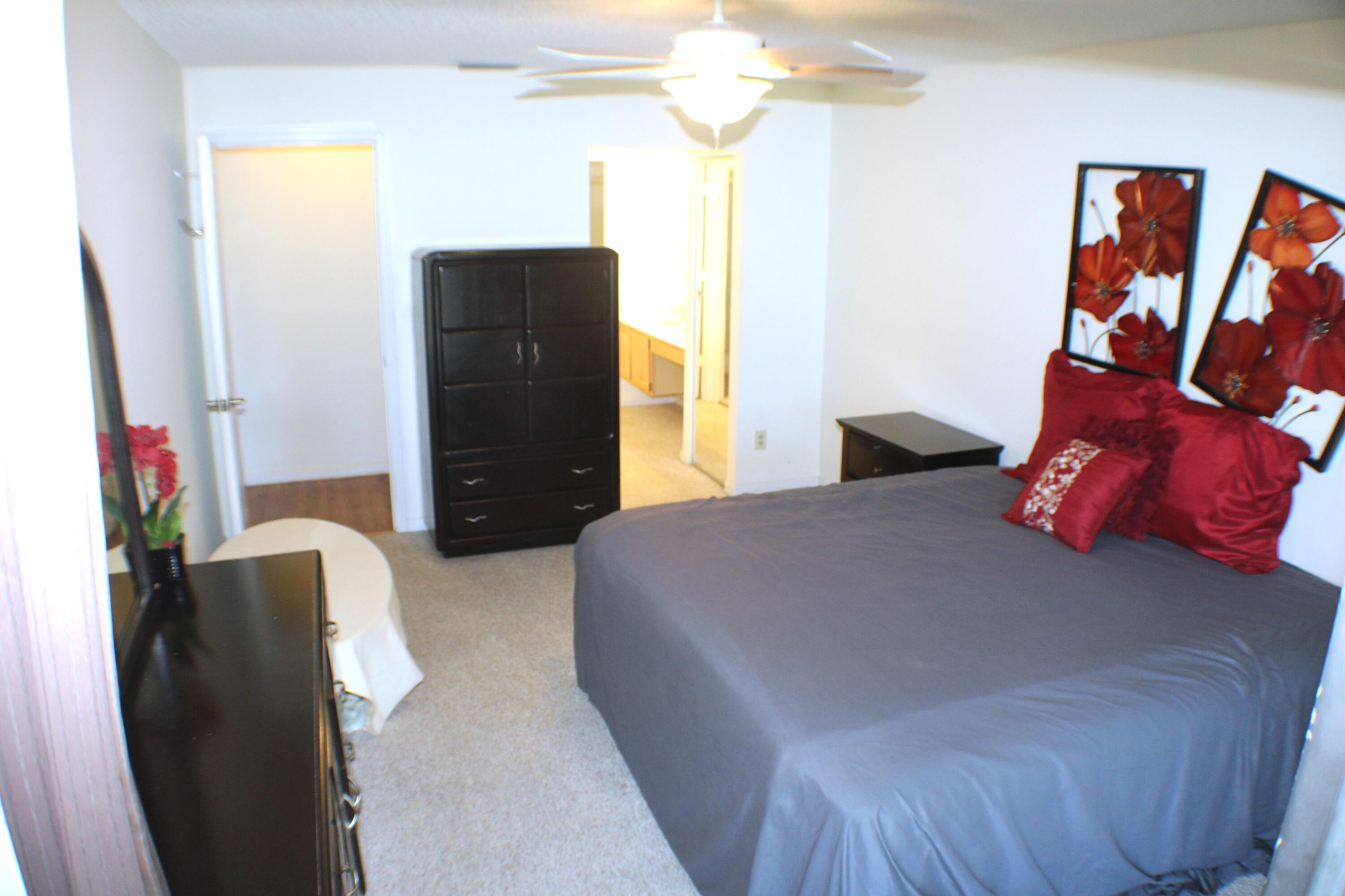 1082 Keystone Drive C Property Photo 11