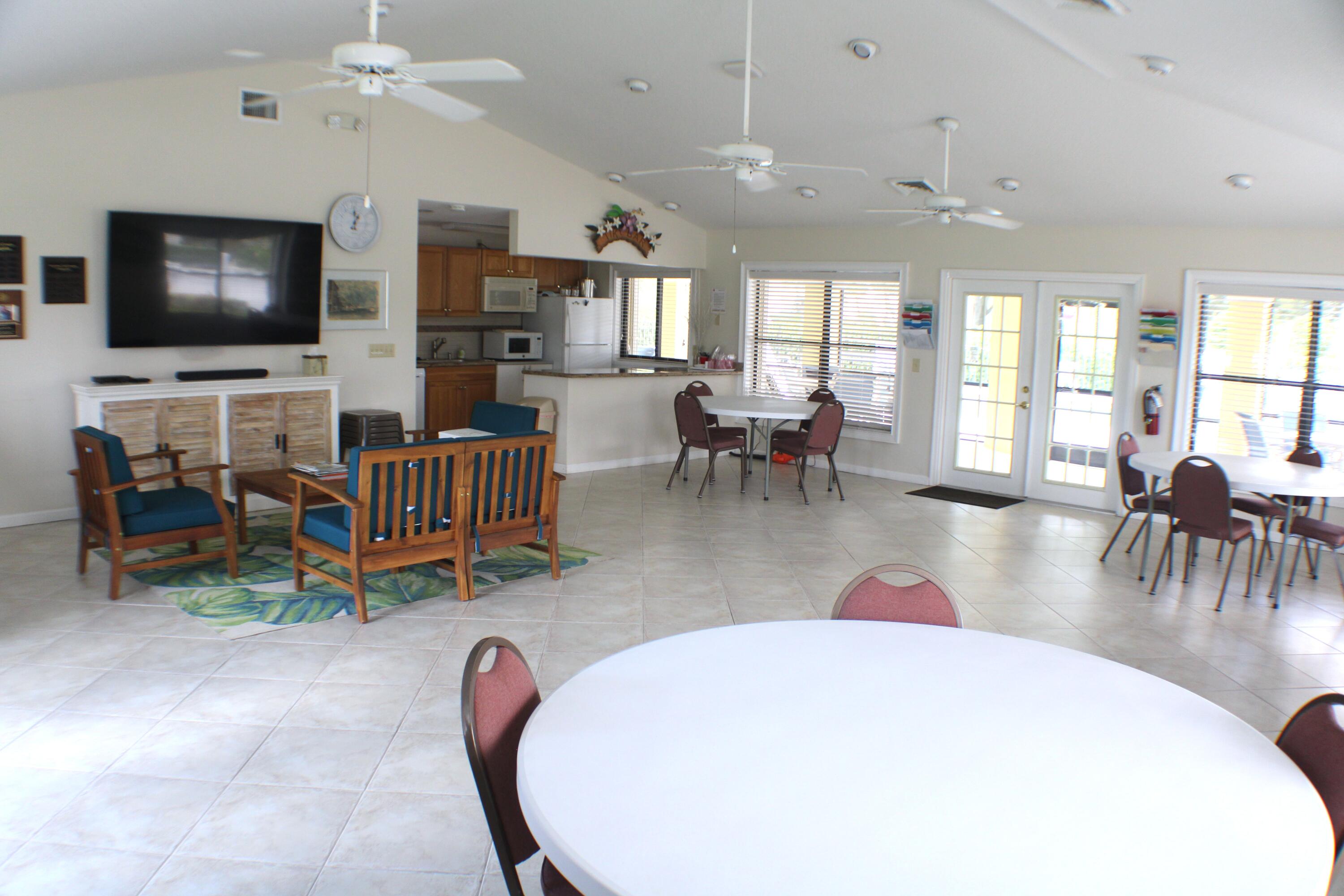 1082 Keystone Drive C Property Photo 23