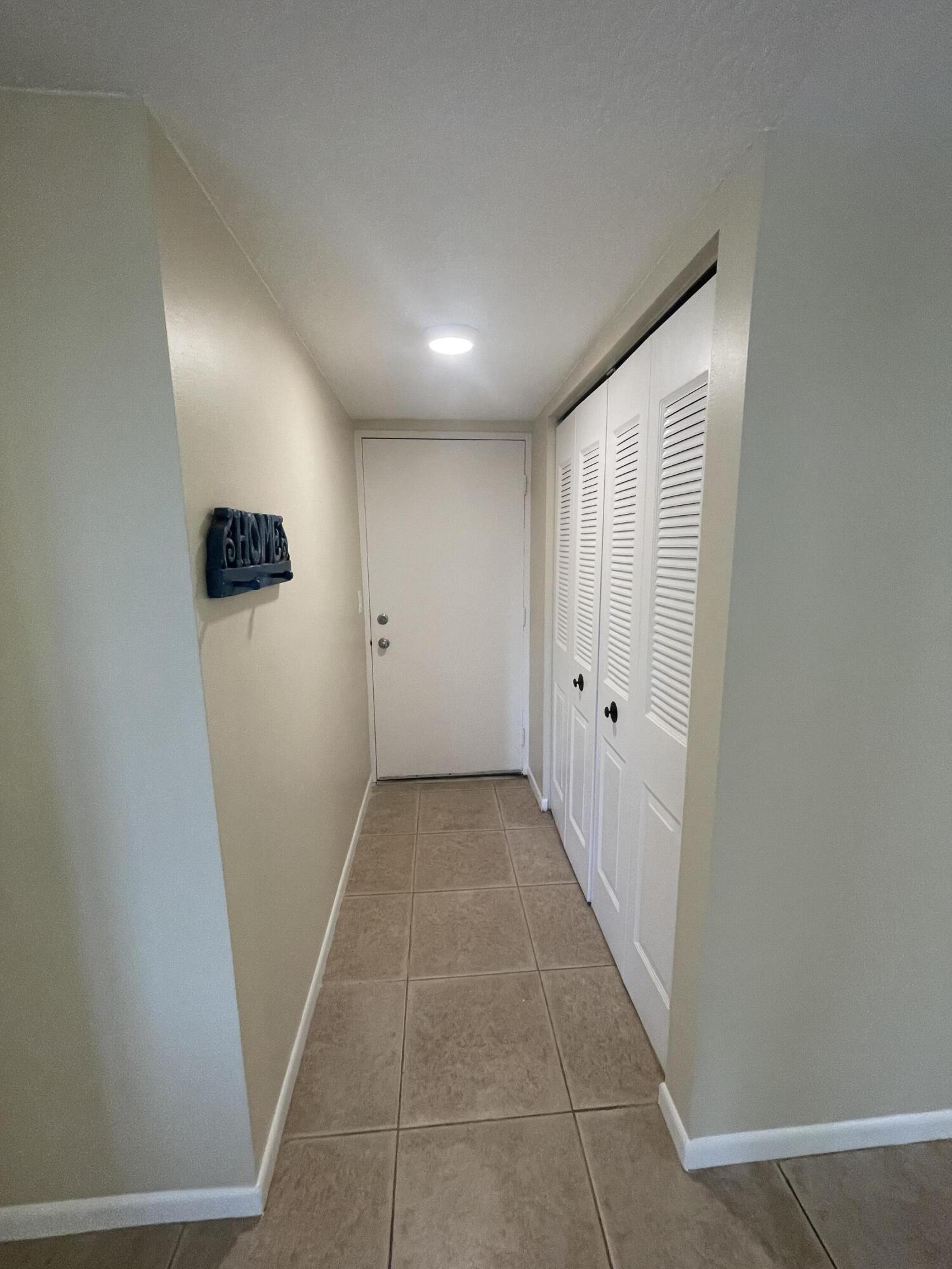 450 Egret Circle 9203 Property Photo 14