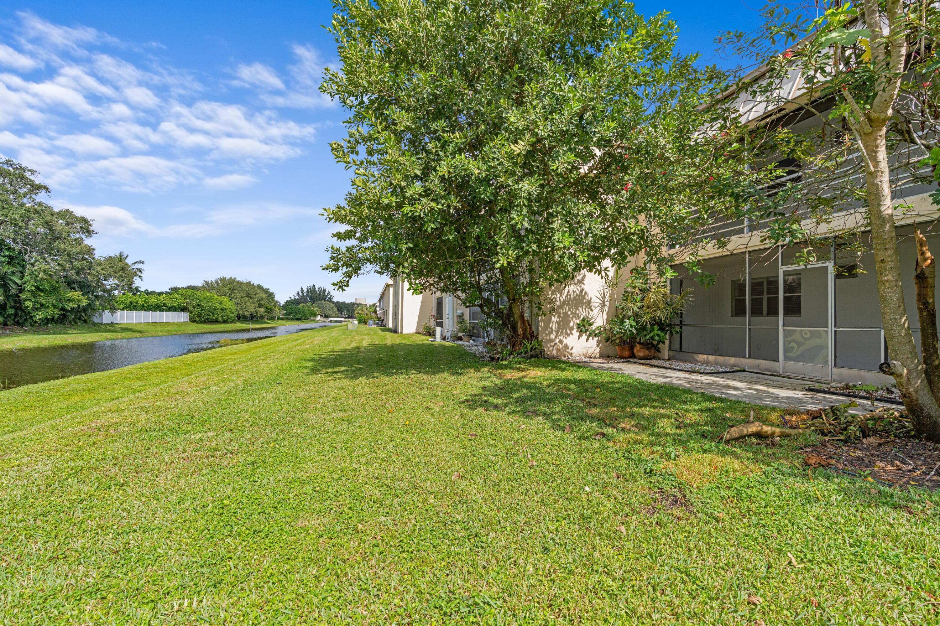 10693 N Military Trail 7 Property Photo 1
