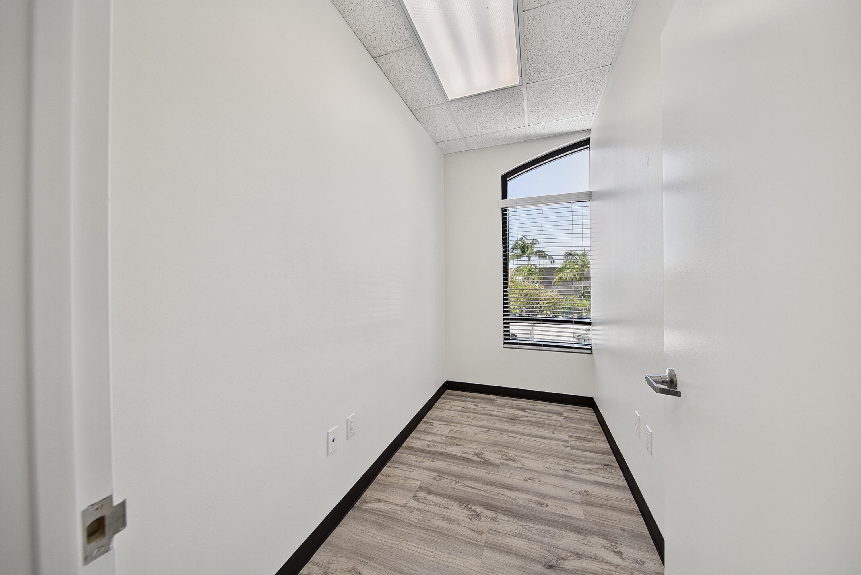 3465 Galt Ocean Drive 203 And 202 Property Photo 15
