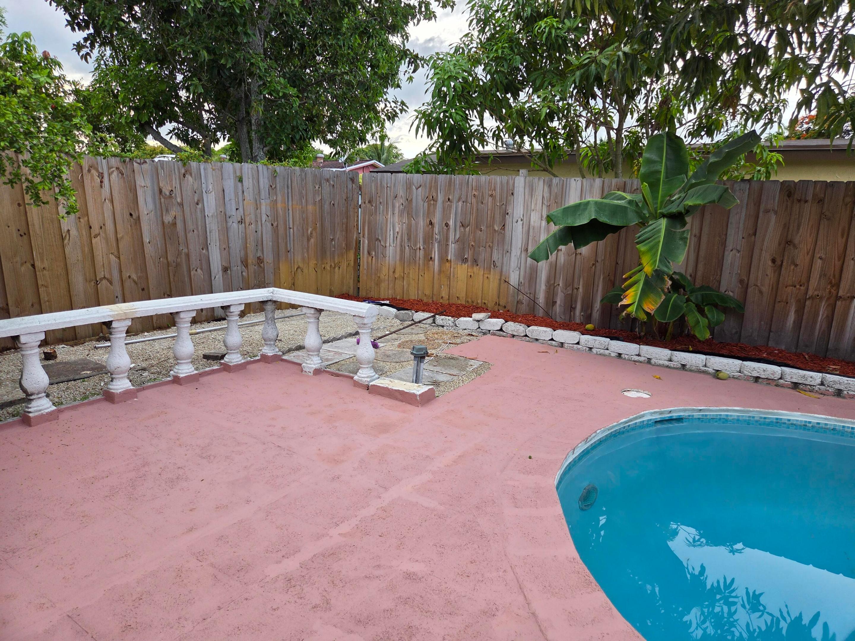 7601 Kimberly Boulevard Property Photo 11
