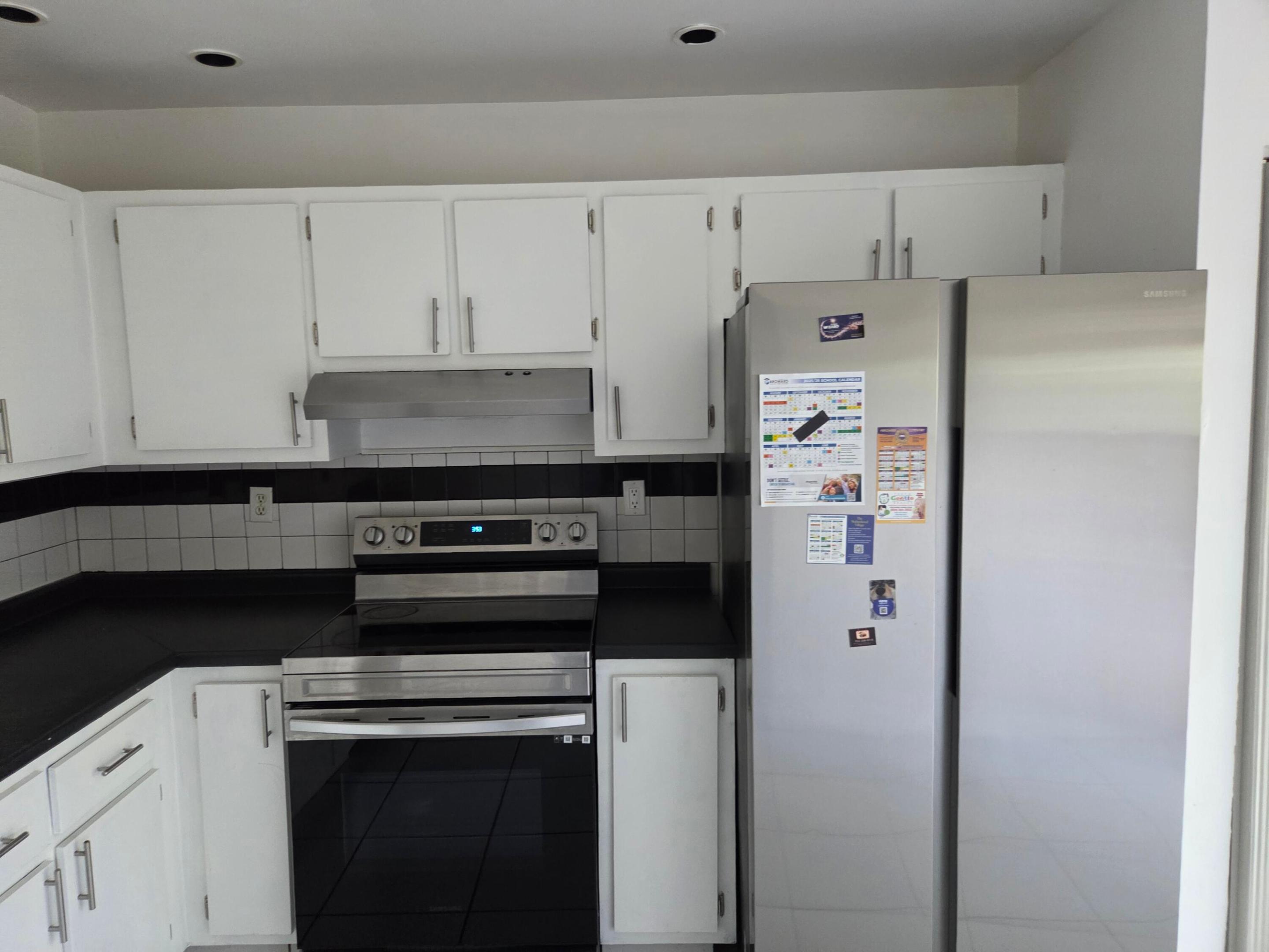 7601 Kimberly Boulevard Property Photo 14