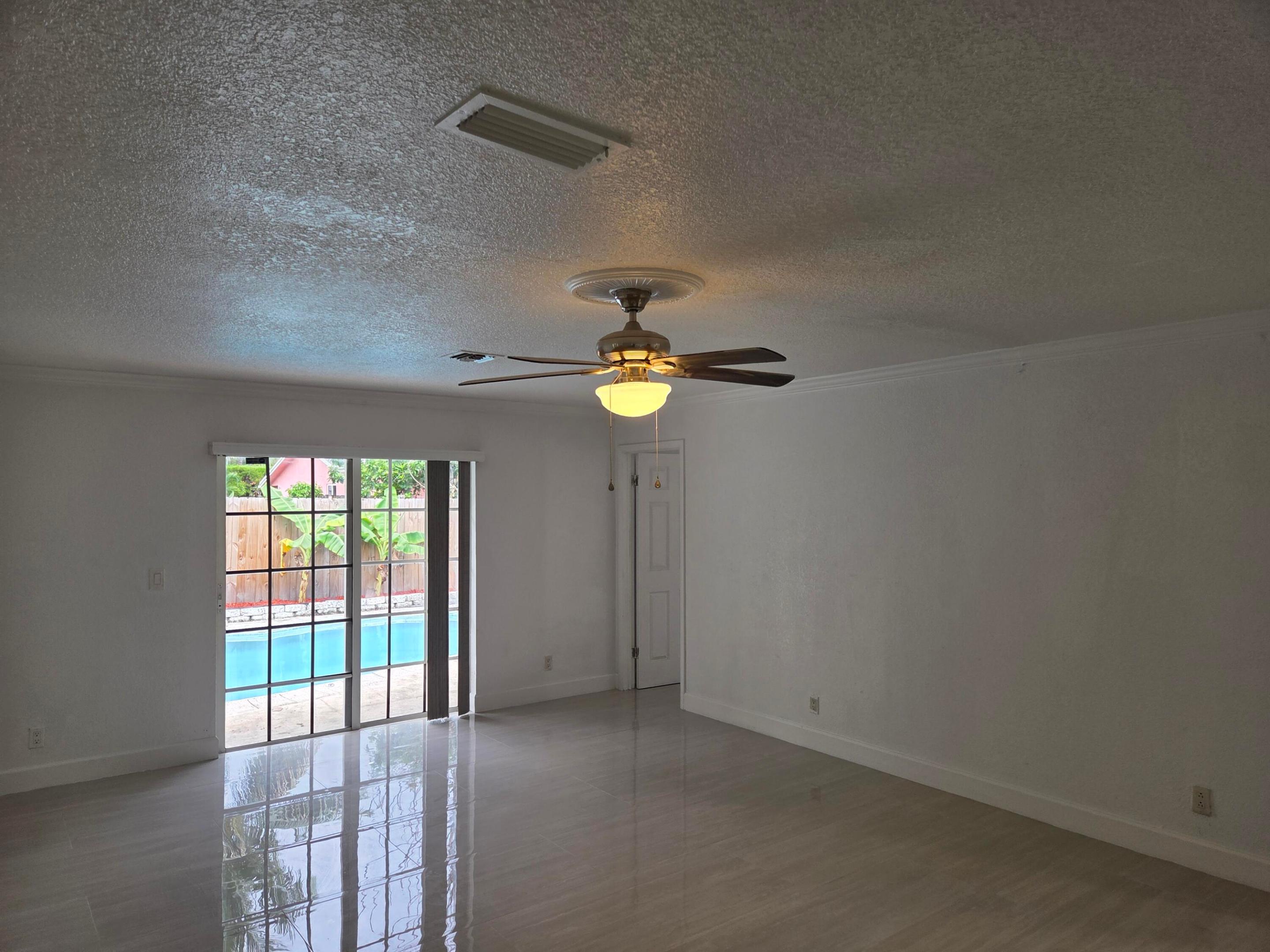 7601 Kimberly Boulevard Property Photo 32