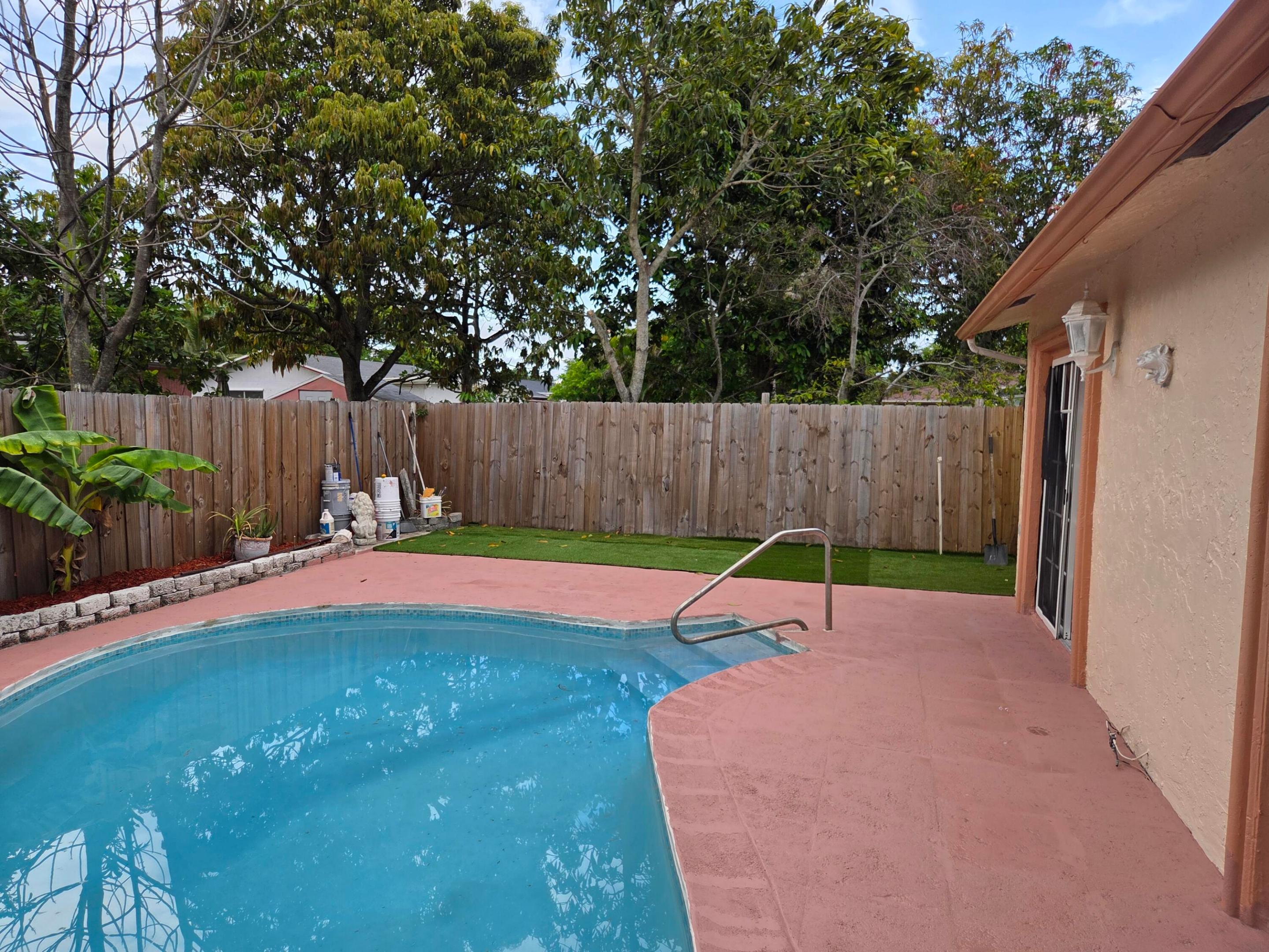7601 Kimberly Boulevard Property Photo 55