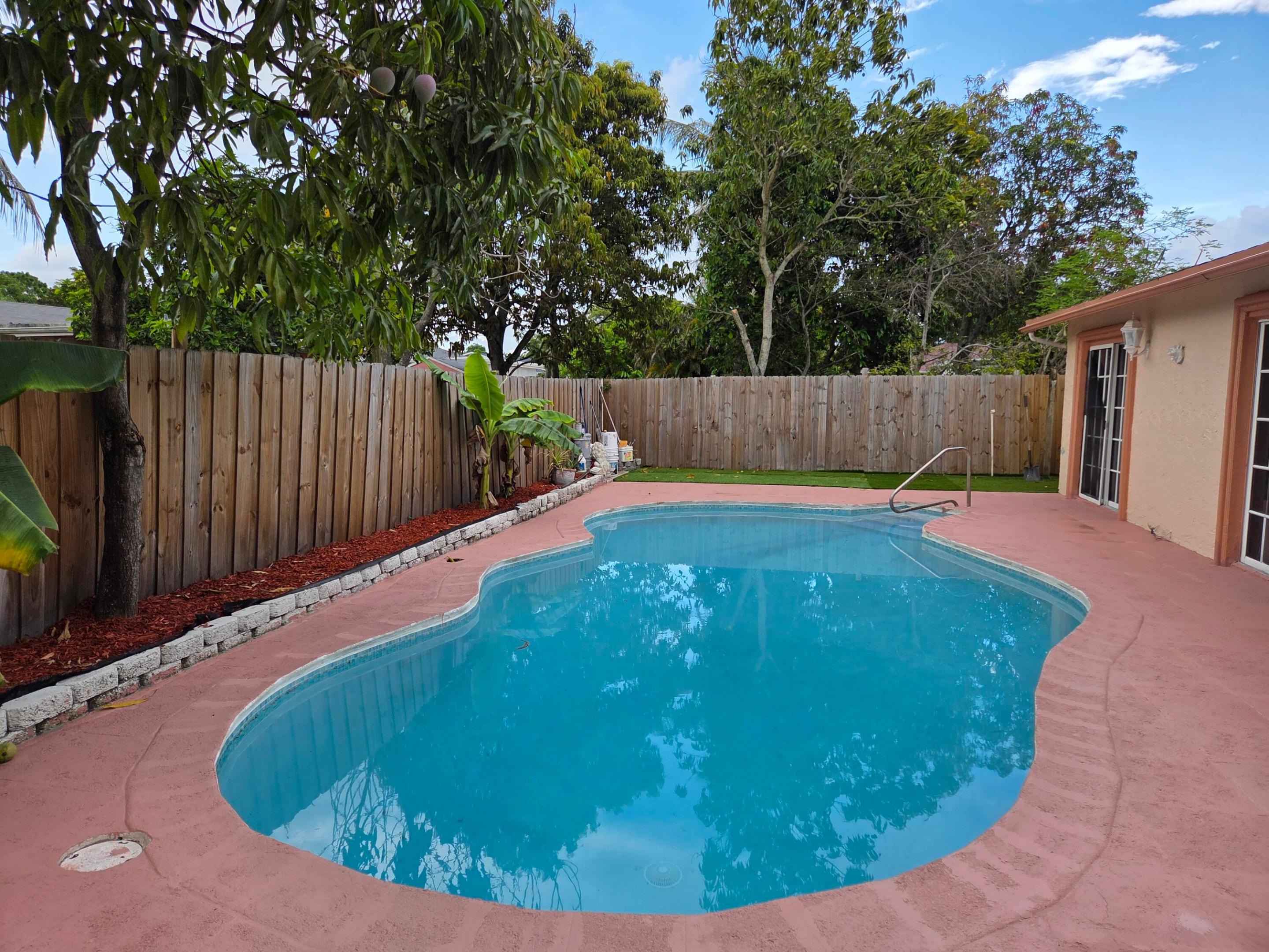 7601 Kimberly Boulevard Property Photo 56