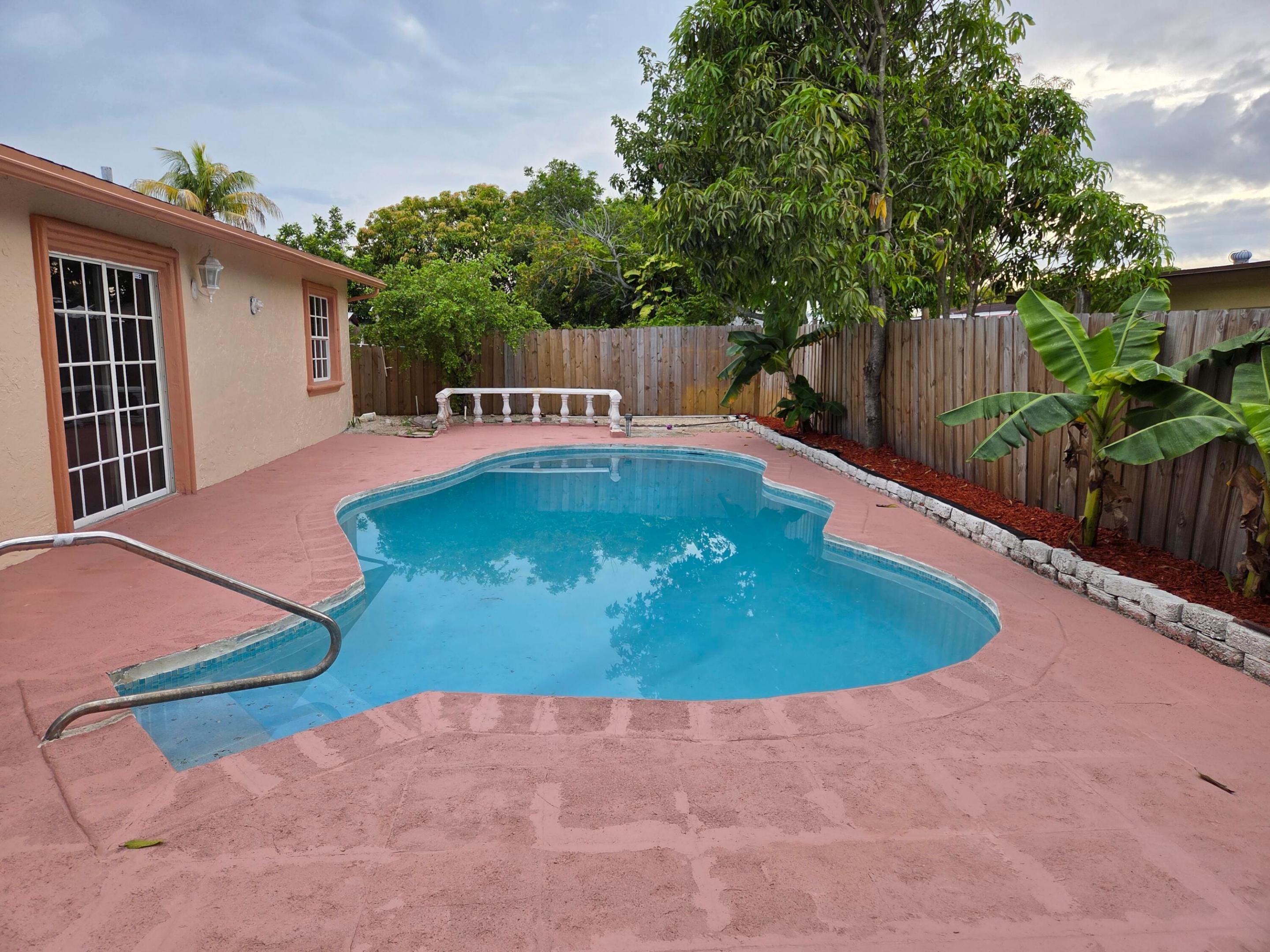 7601 Kimberly Boulevard Property Photo 60