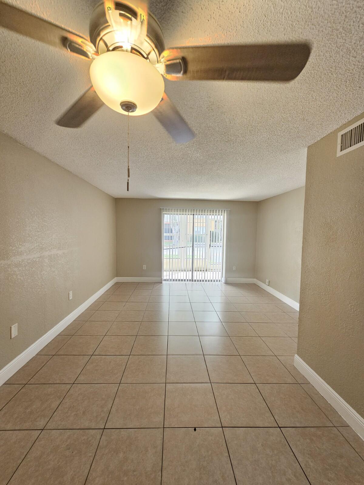 4324 Nw 9th Avenue 6-1c Property Photo 1