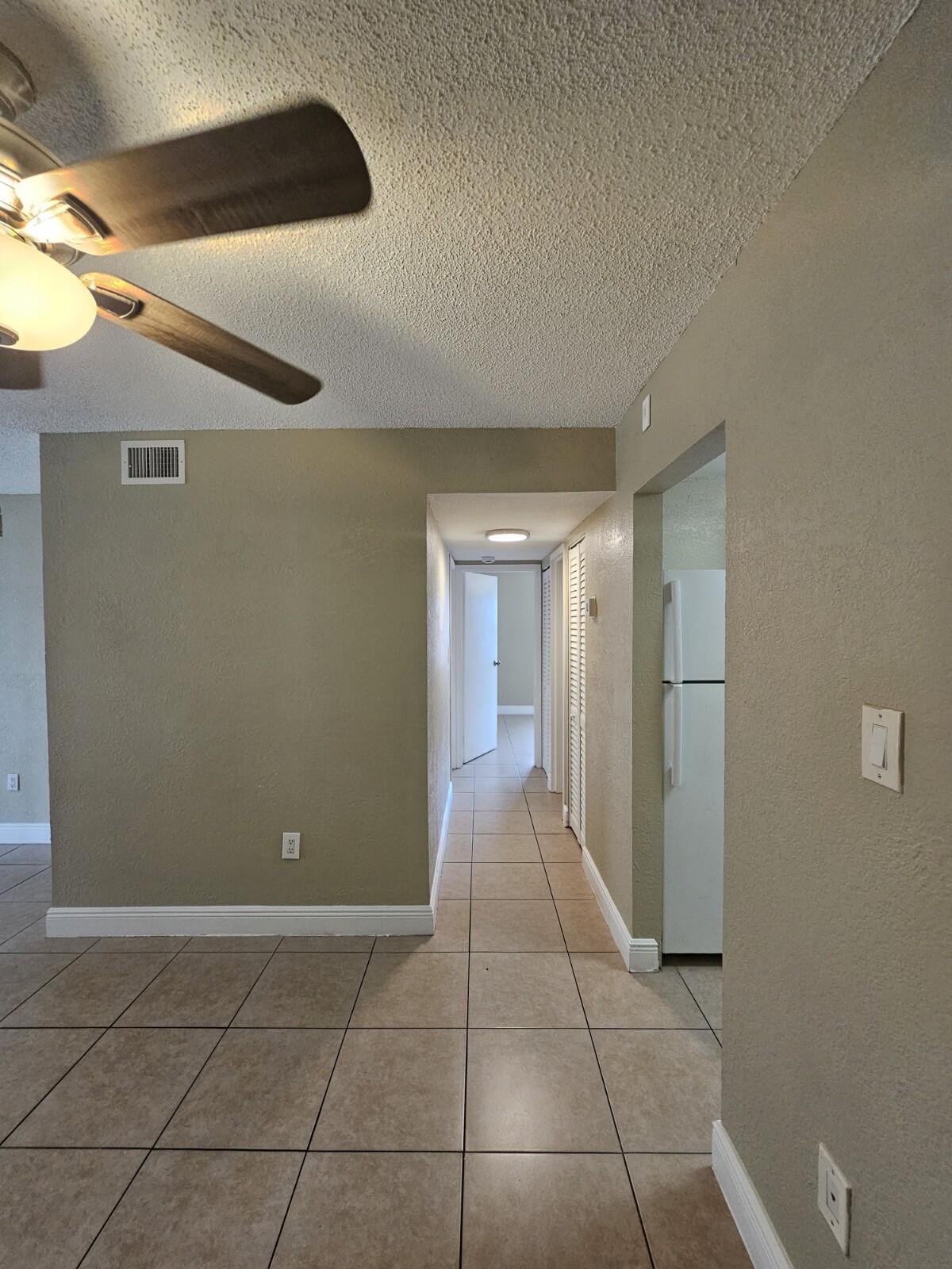4324 Nw 9th Avenue 6-1c Property Photo 4