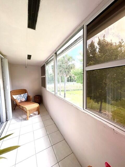 12 Windsor A 12 Property Photo 28