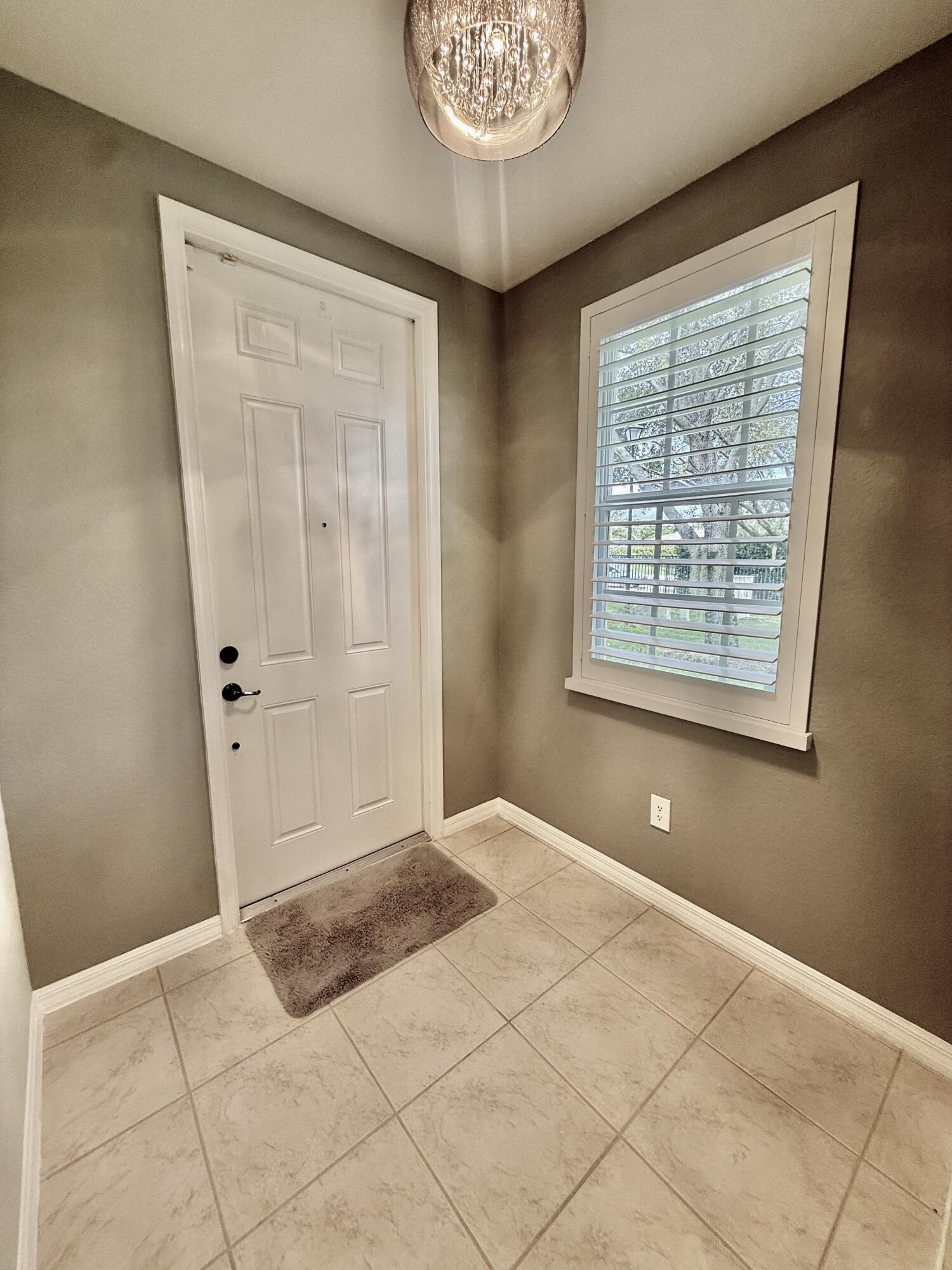 1015 Ventnor Avenue 3a Property Photo 4