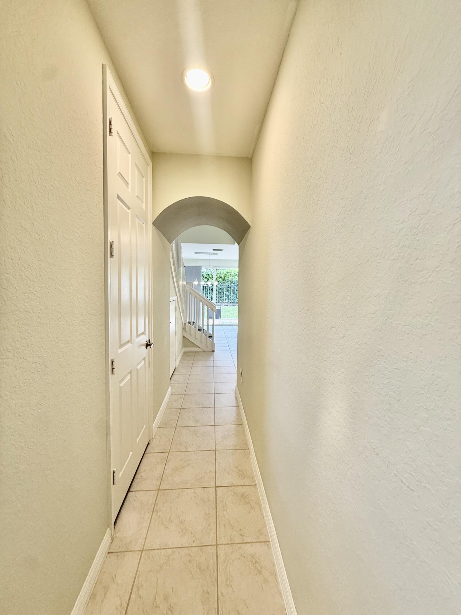 1015 Ventnor Avenue 3a Property Photo 5