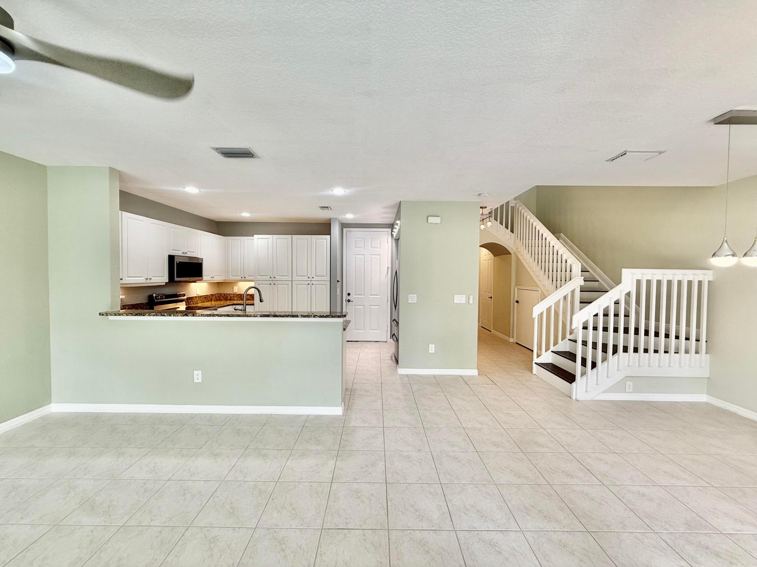 1015 Ventnor Avenue 3a Property Photo 24