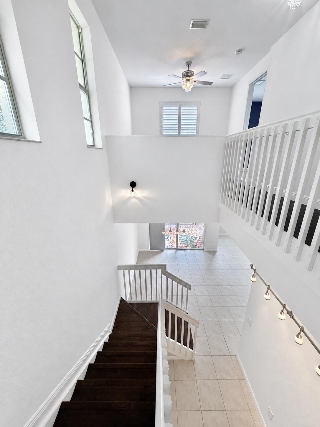 1015 Ventnor Avenue 3a Property Photo 36