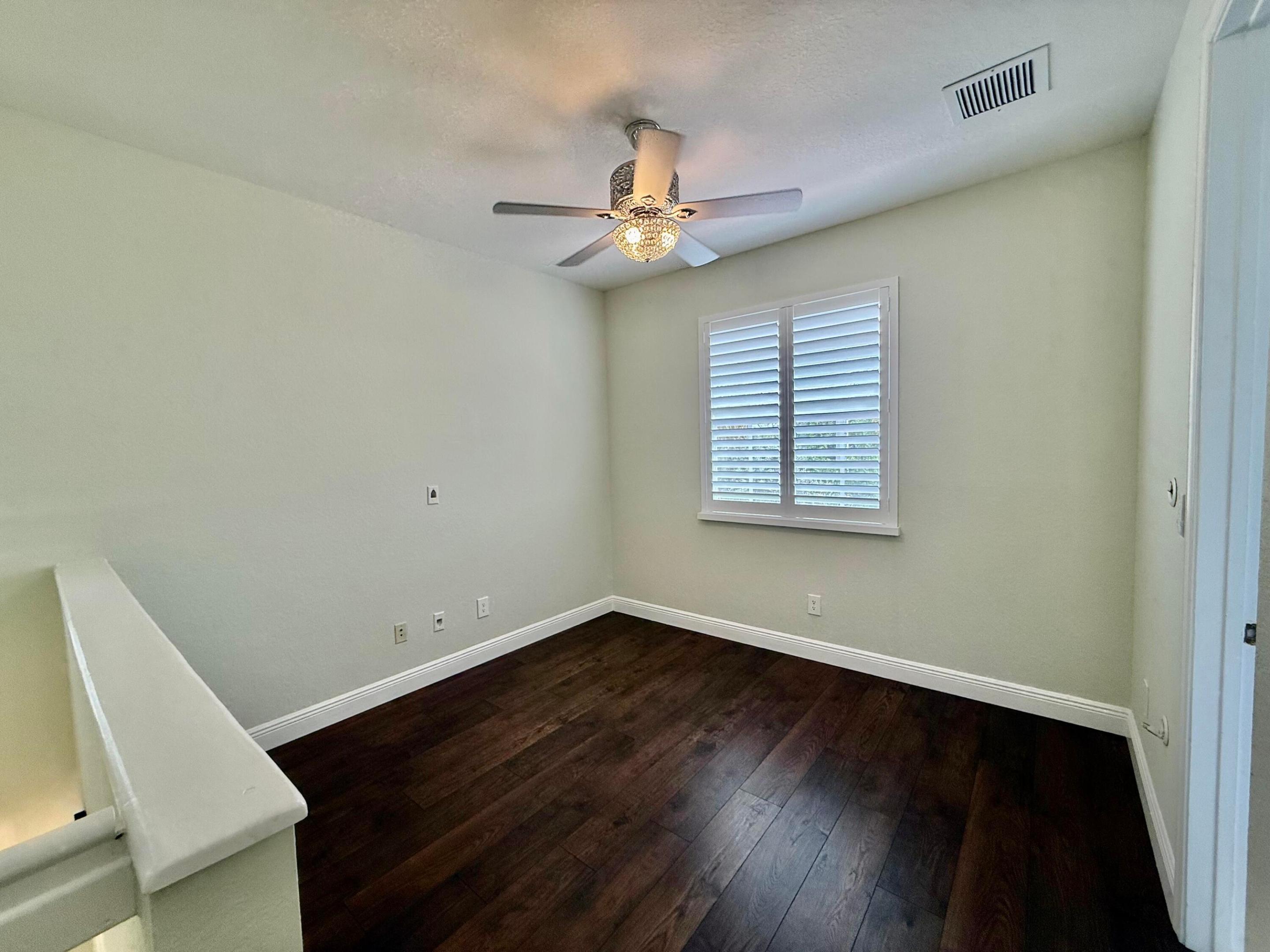 1015 Ventnor Avenue 3a Property Photo 38