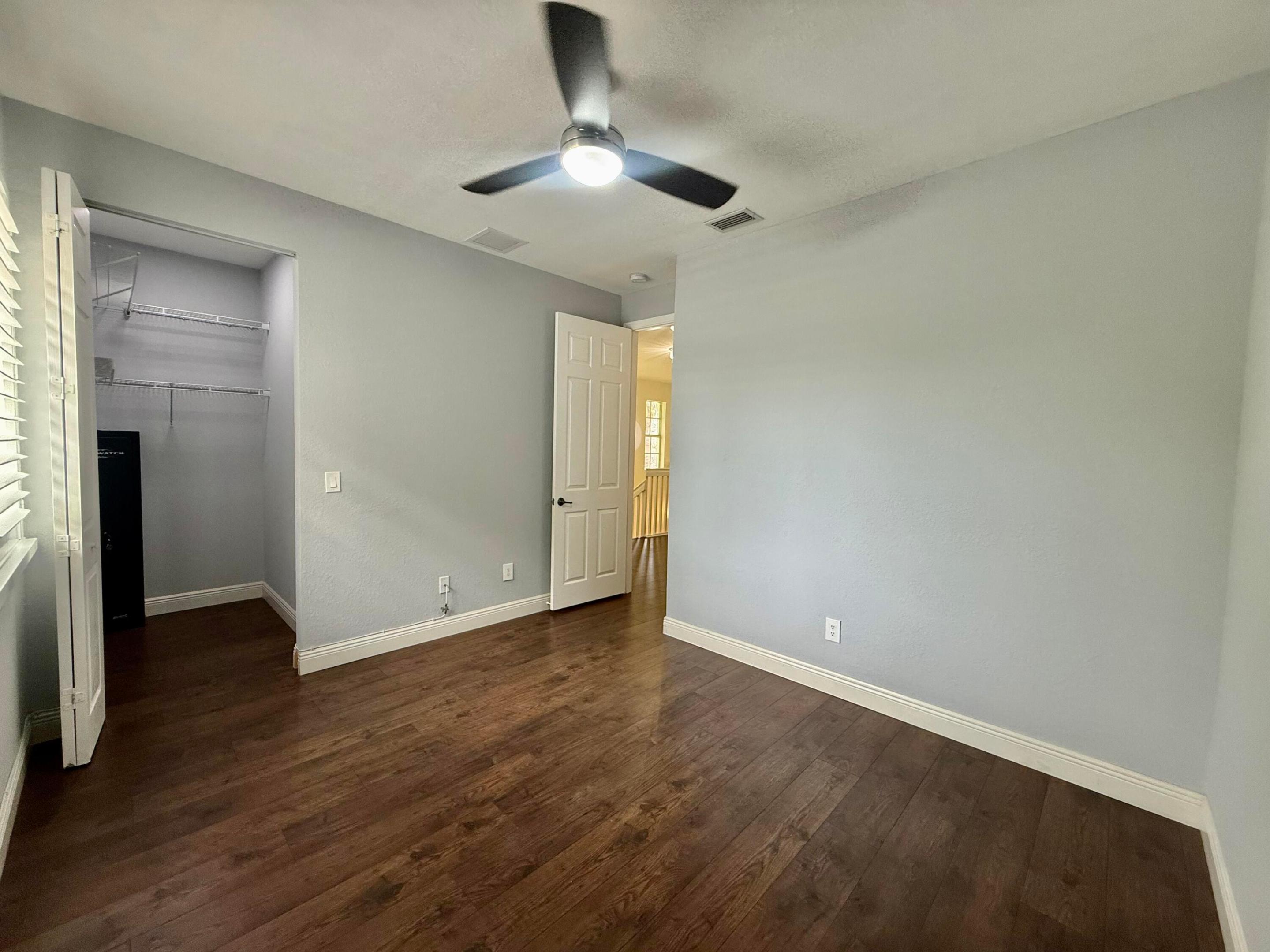 1015 Ventnor Avenue 3a Property Photo 59