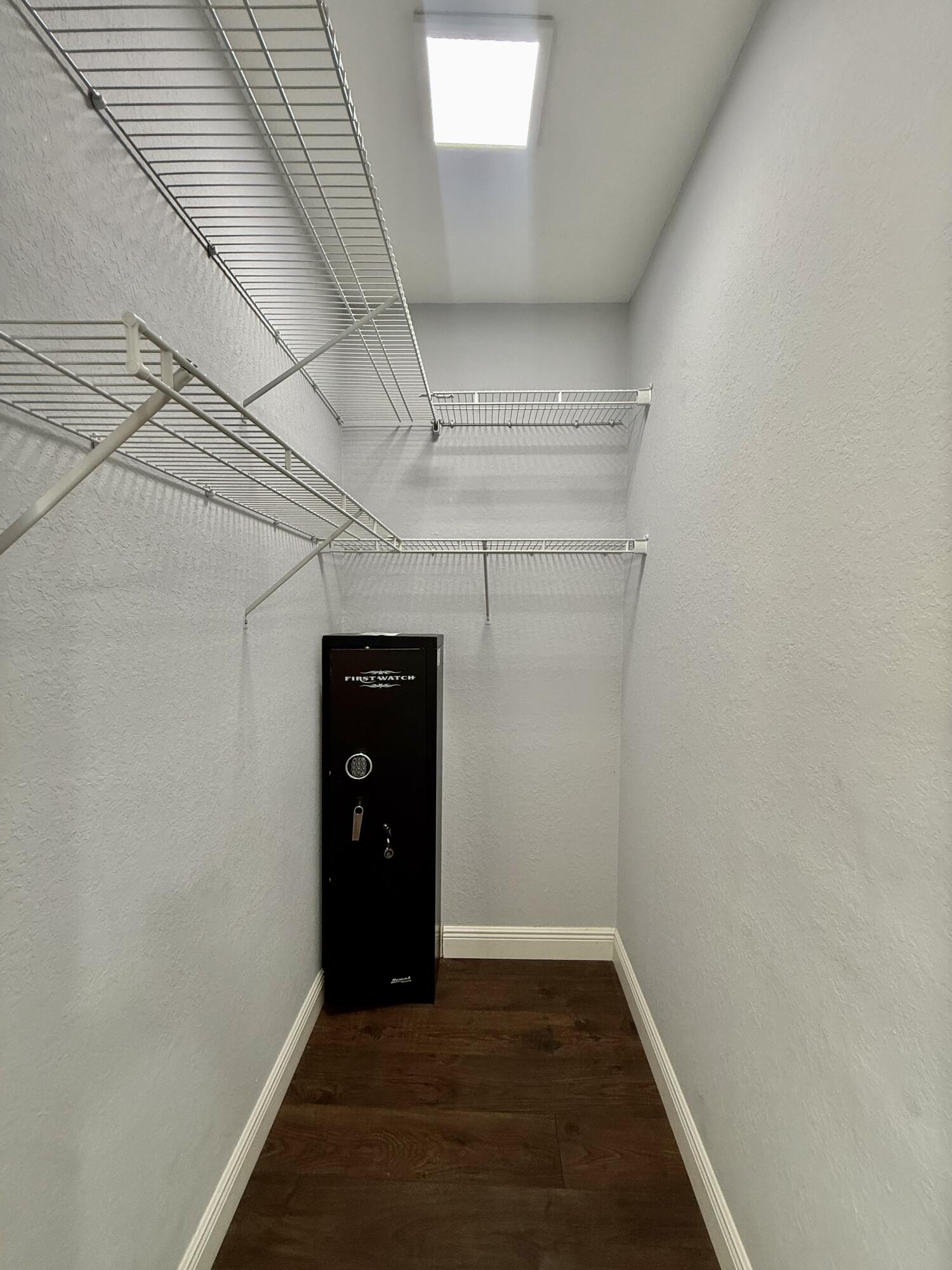 1015 Ventnor Avenue 3a Property Photo 60