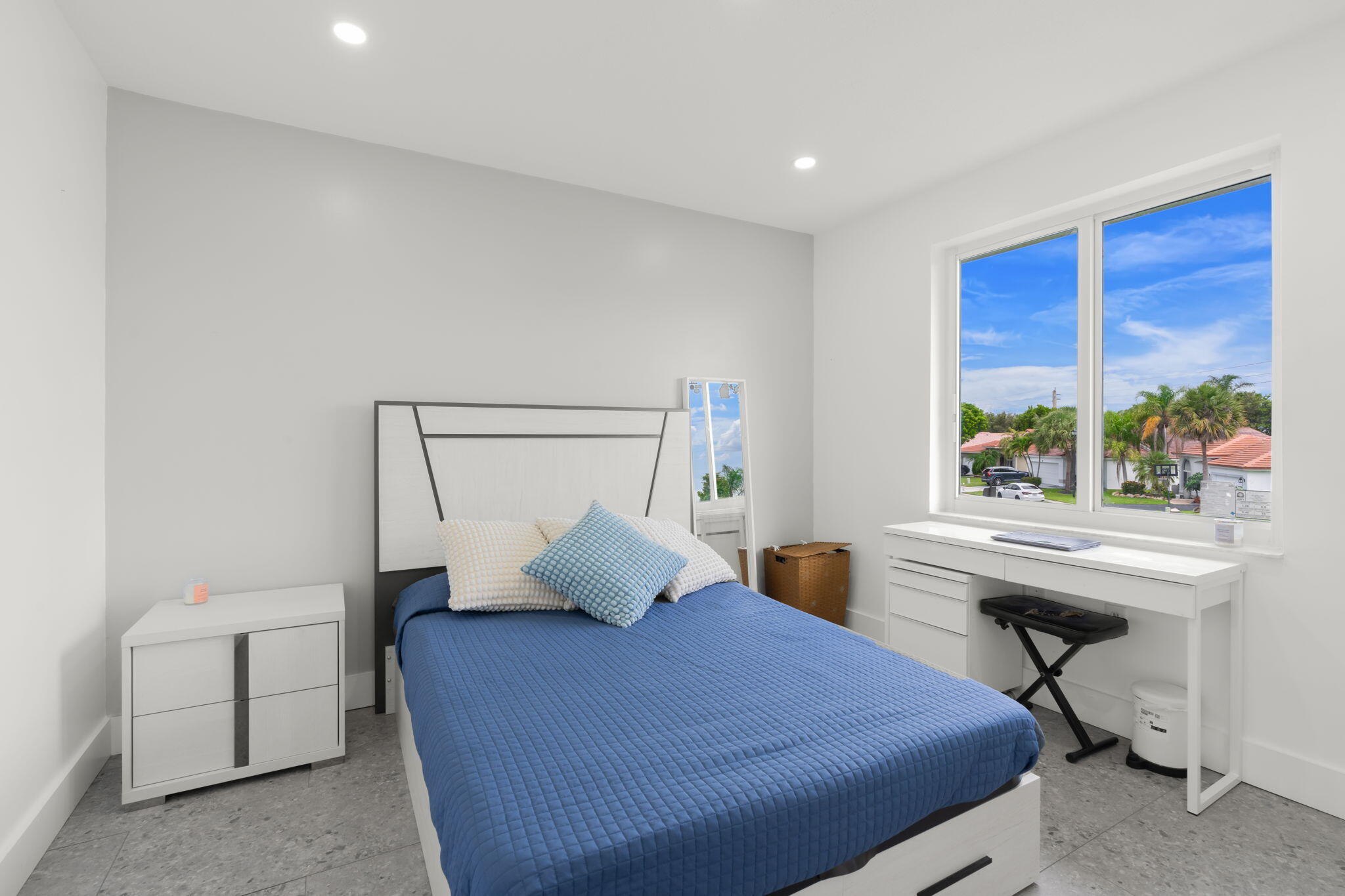 52 Gables Boulevard Property Photo 32