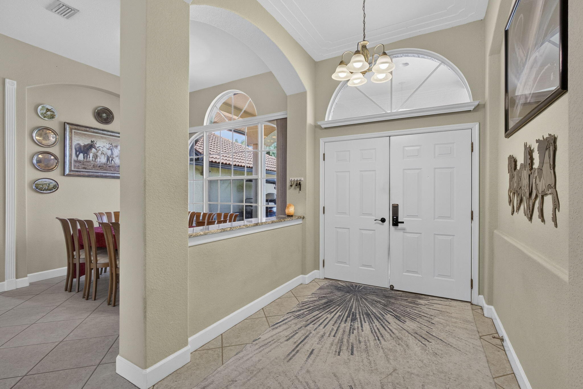 2564 Deer Run Trail Property Photo 6