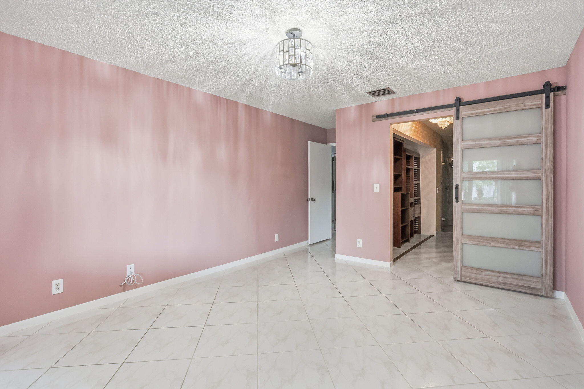 8621 Jasmine Way Property Photo 10