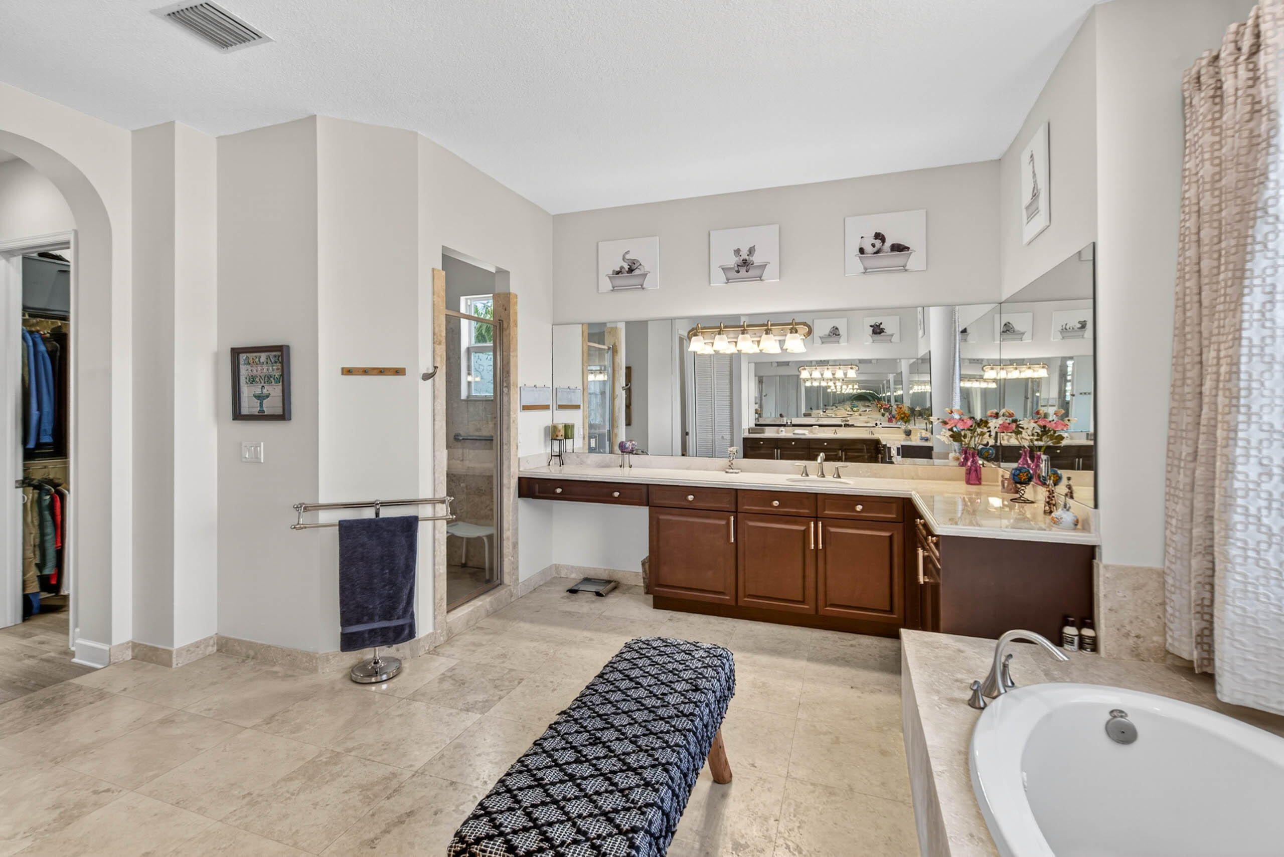 9898 Coronado Lake Drive Property Photo 28