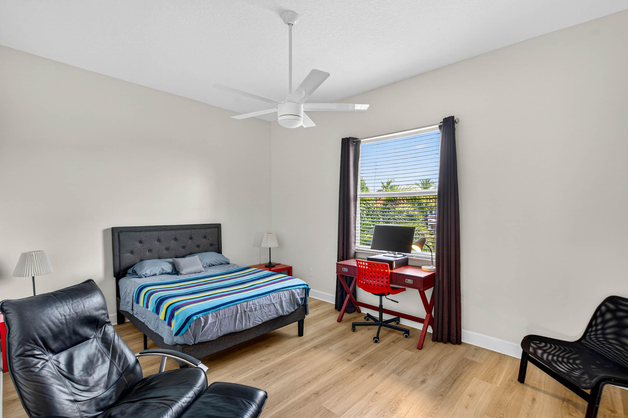 9898 Coronado Lake Drive Property Photo 38