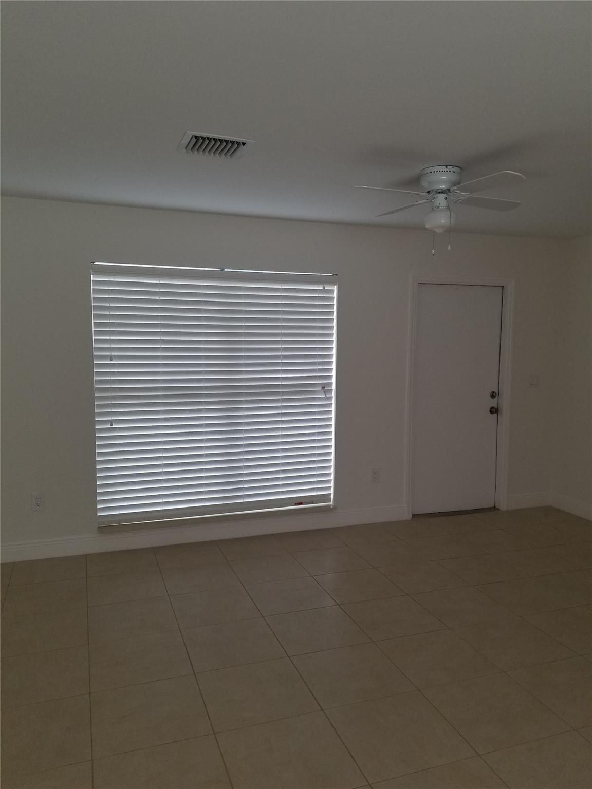 5171 Eadie Place Unit # 5171 - 5177 Property Photo 6