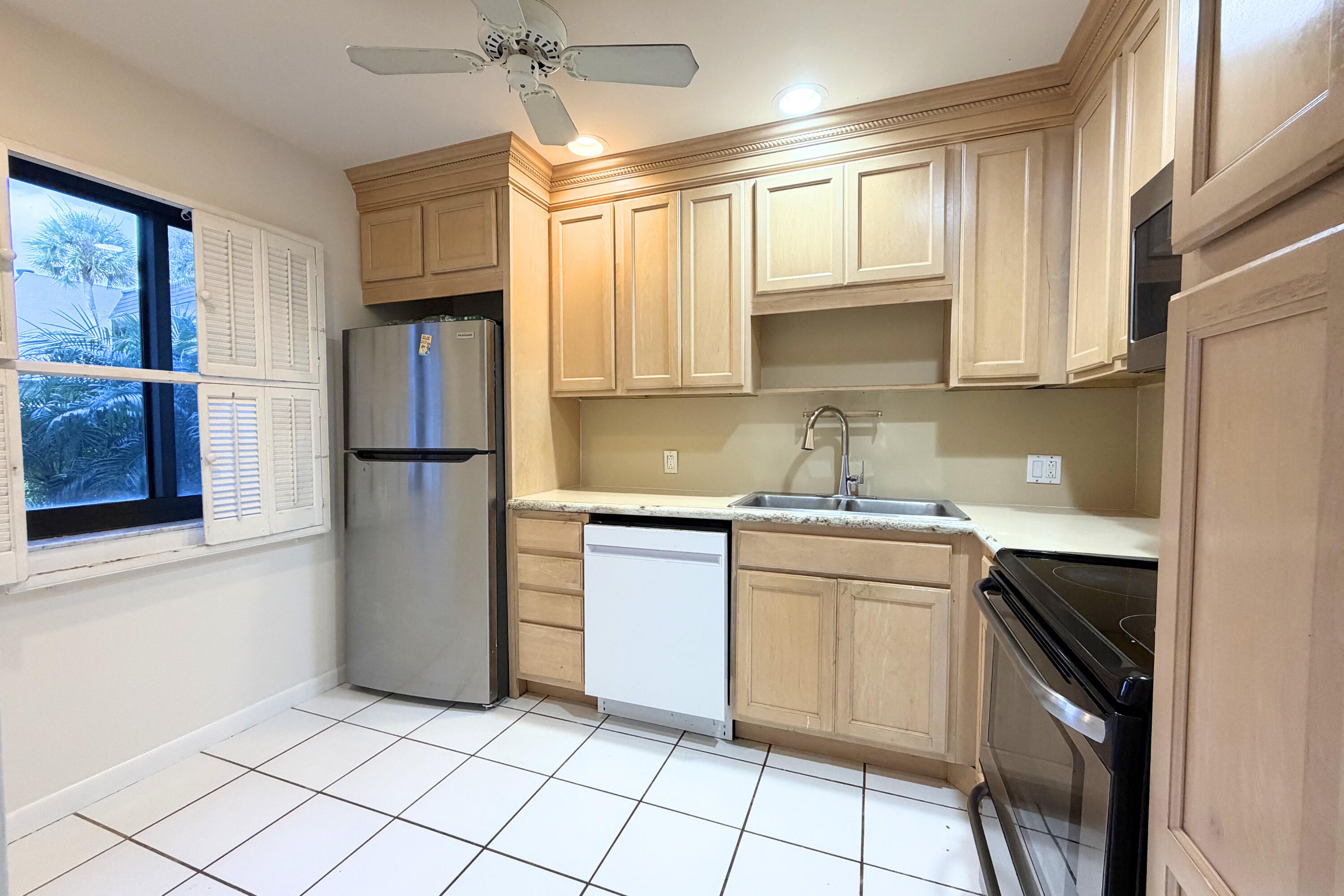 4266 Deste Court 101 Property Photo 9