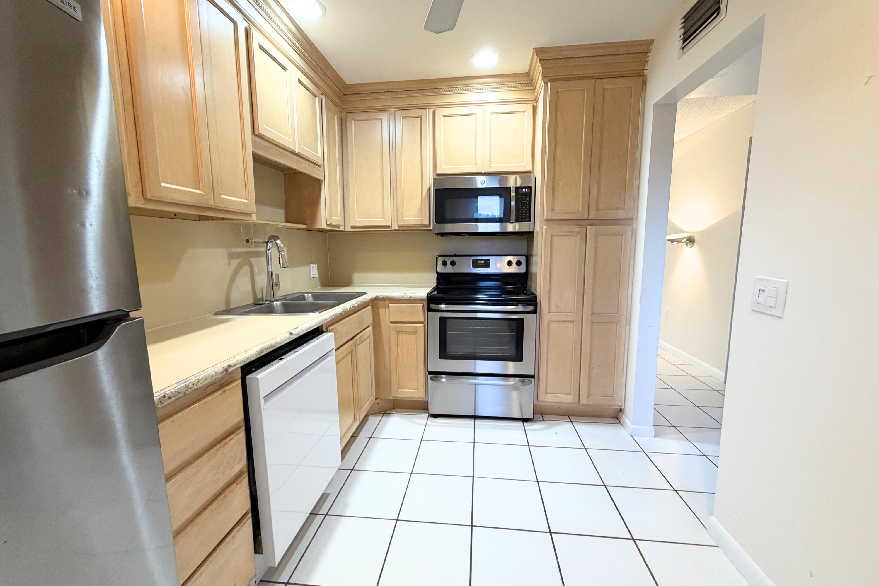 4266 Deste Court 101 Property Photo 10