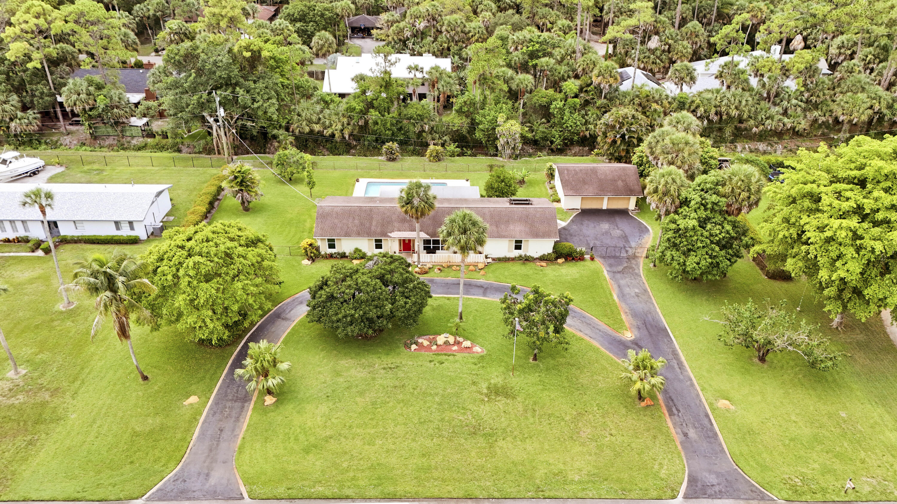 6824 Lakeside Road Property Photo 1