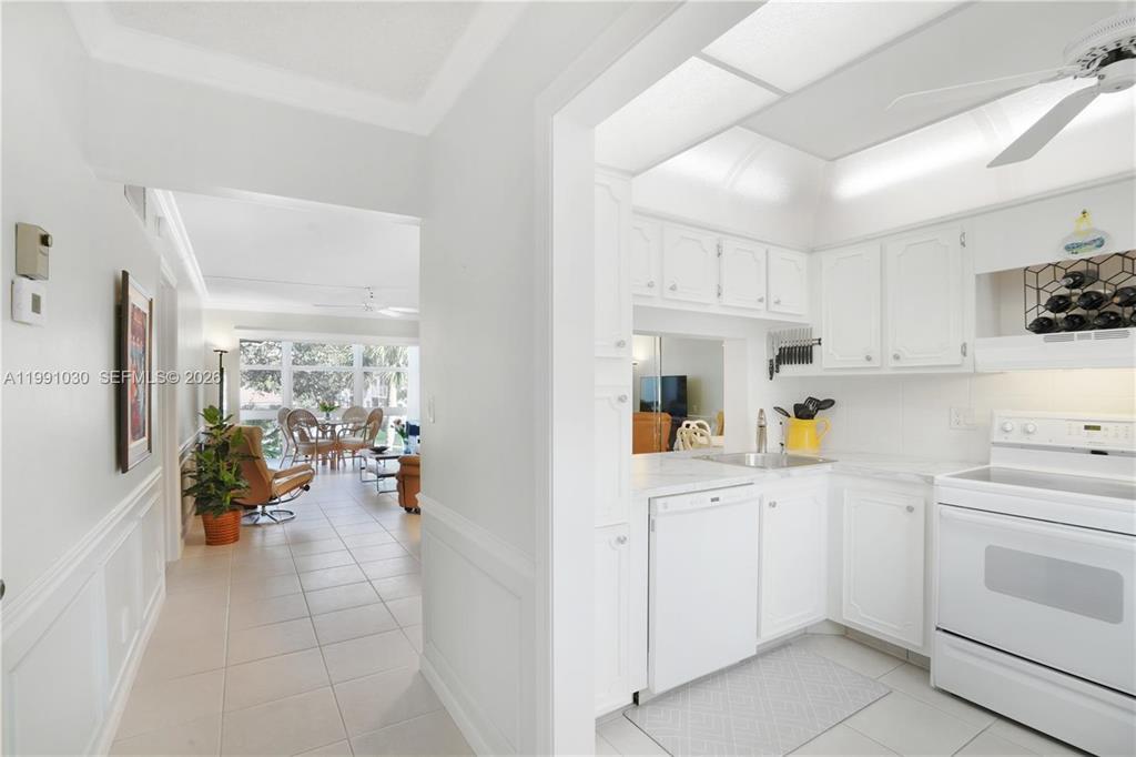 1501 S Ocean Boulevard 214 Property Photo 2