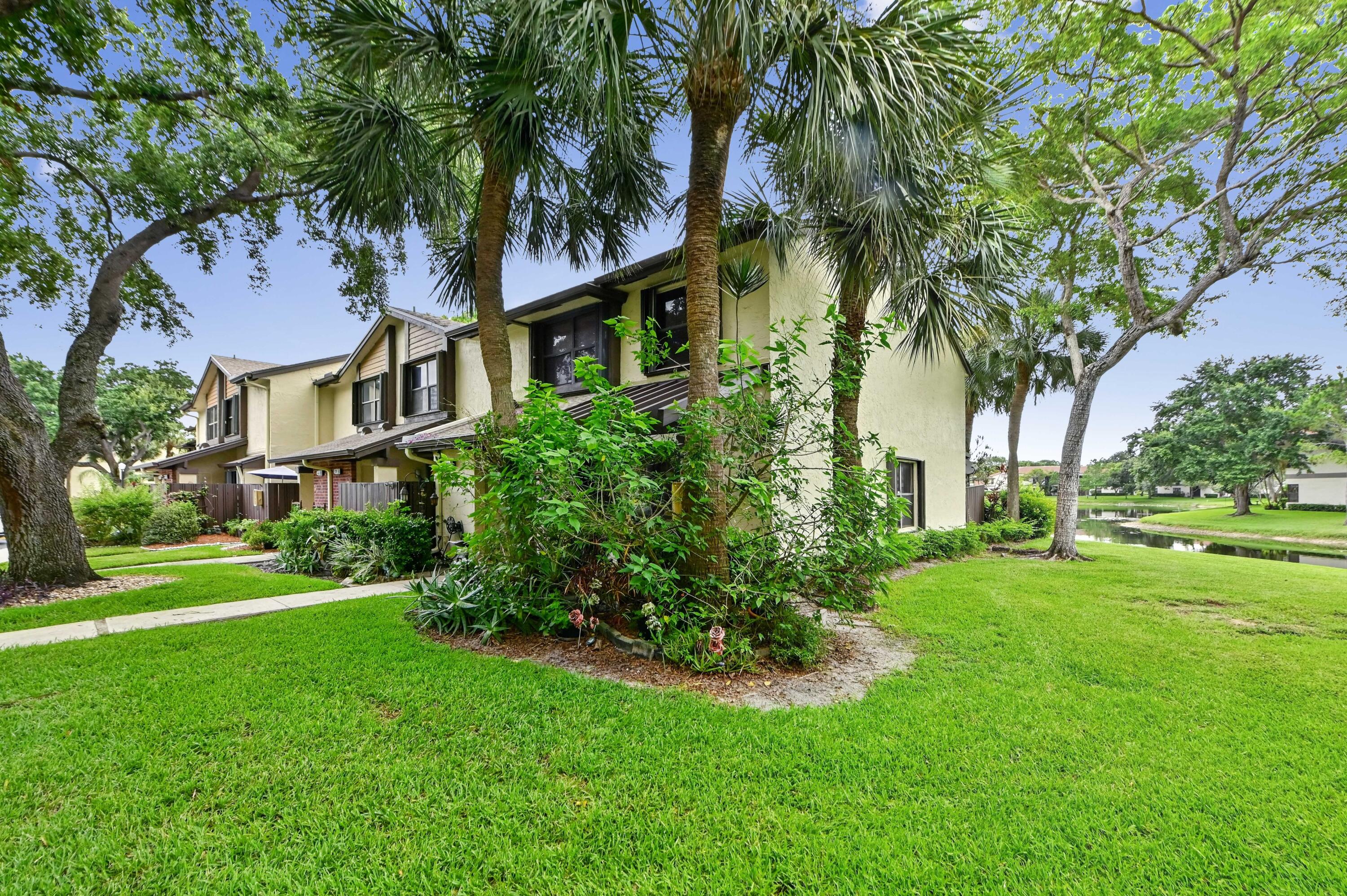 4587 Carambola Circle S 27218 Property Photo 15