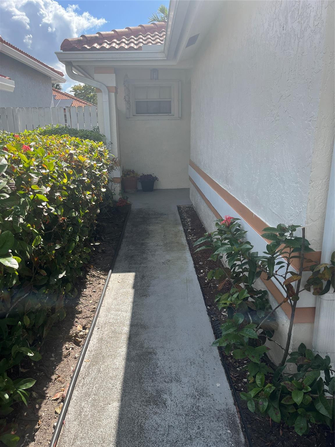13412 Nw 5th Place Property Photo 2