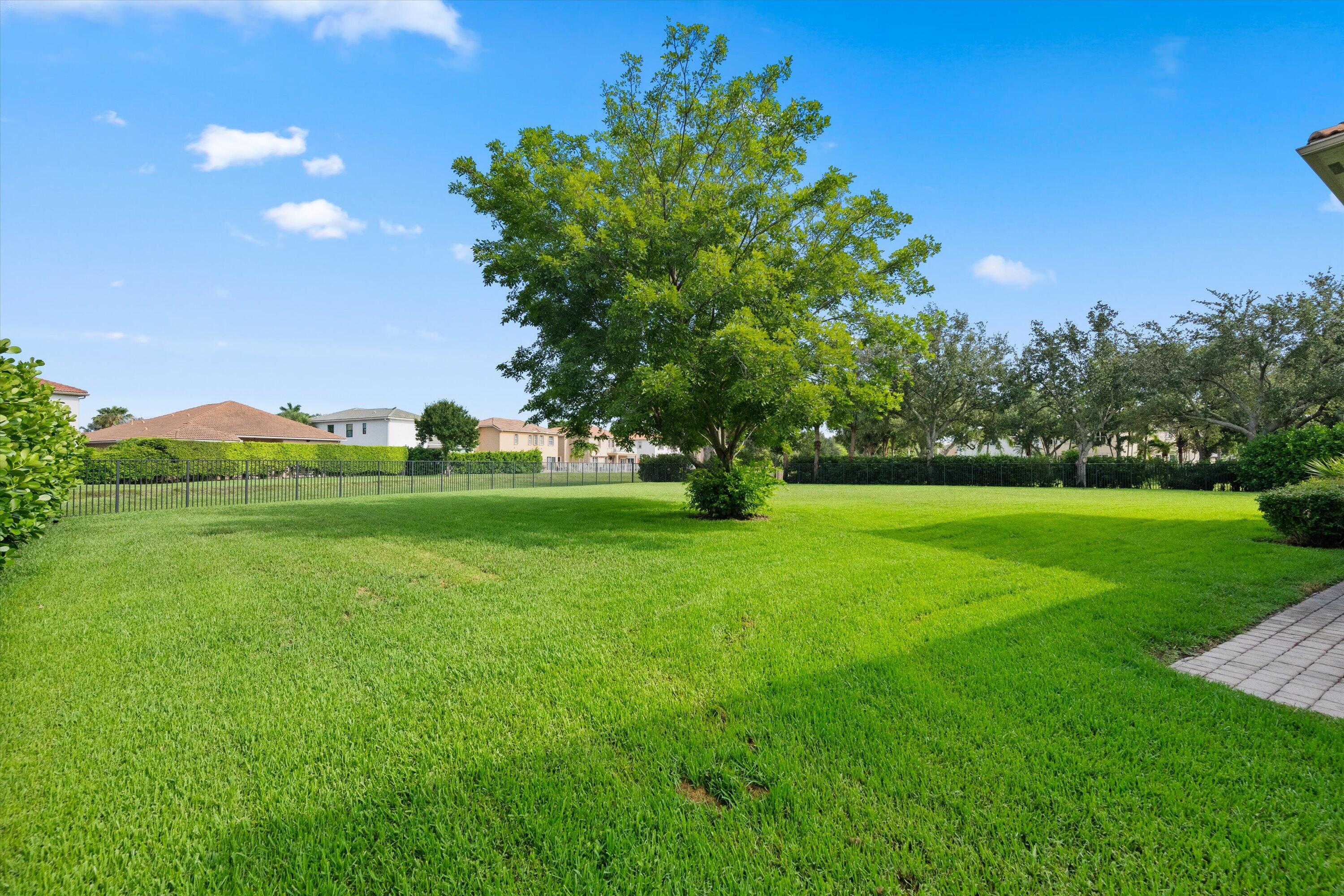 1215 Creekside Drive Property Photo 54