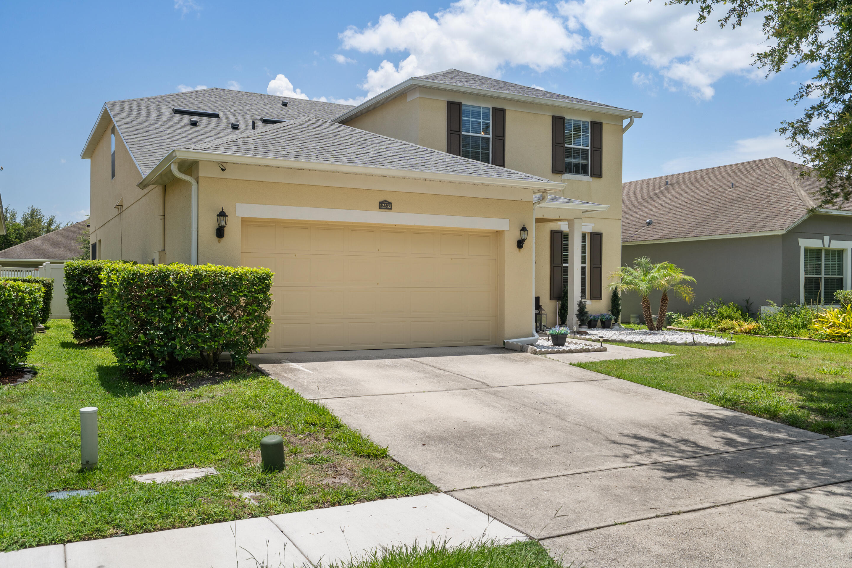 12532 Sawgrass Oak Street Property Photo 2