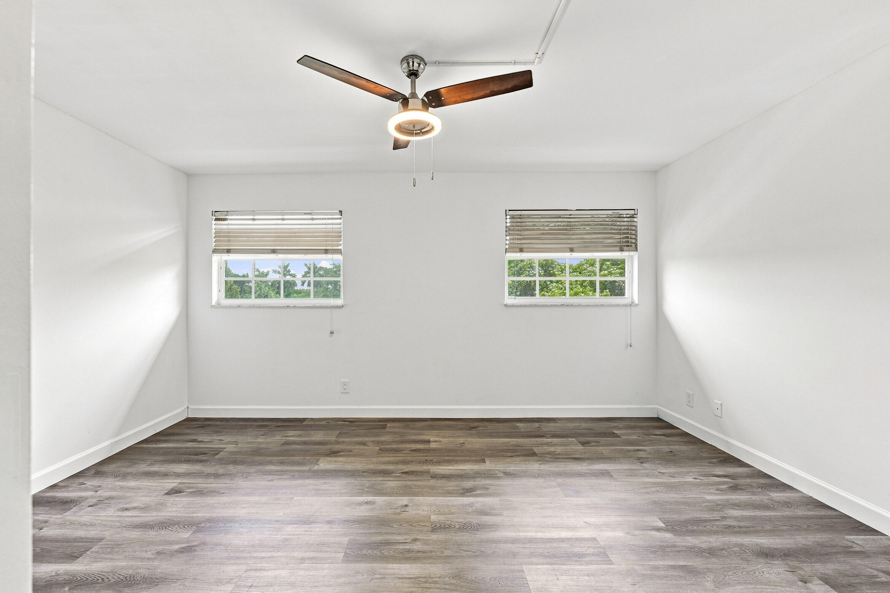 640 Tennis Club Drive 307 Property Photo 12